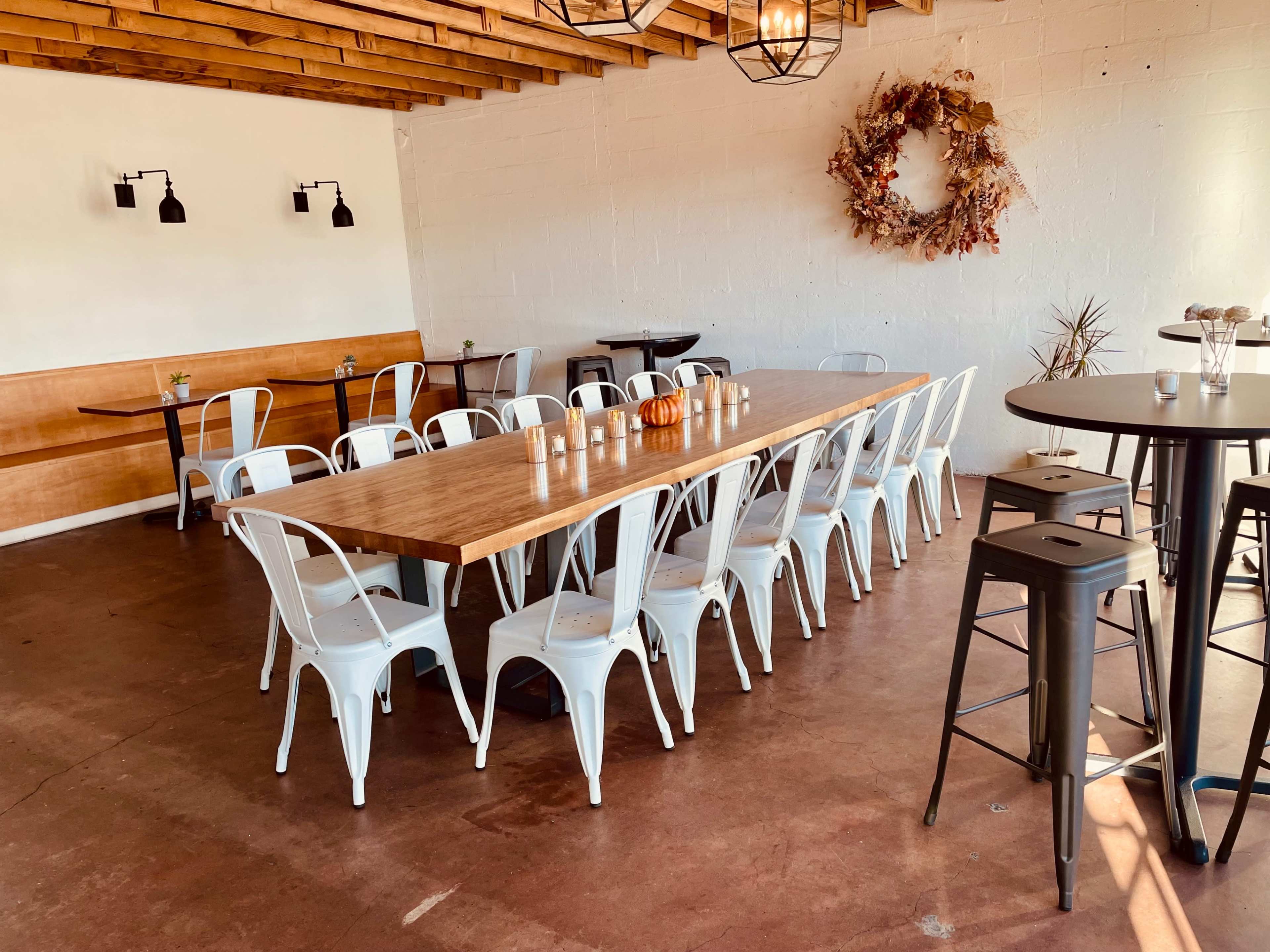 Industrial Cafè-Style Event & Meeting Space Image in Northeast Portland, Portland, OR