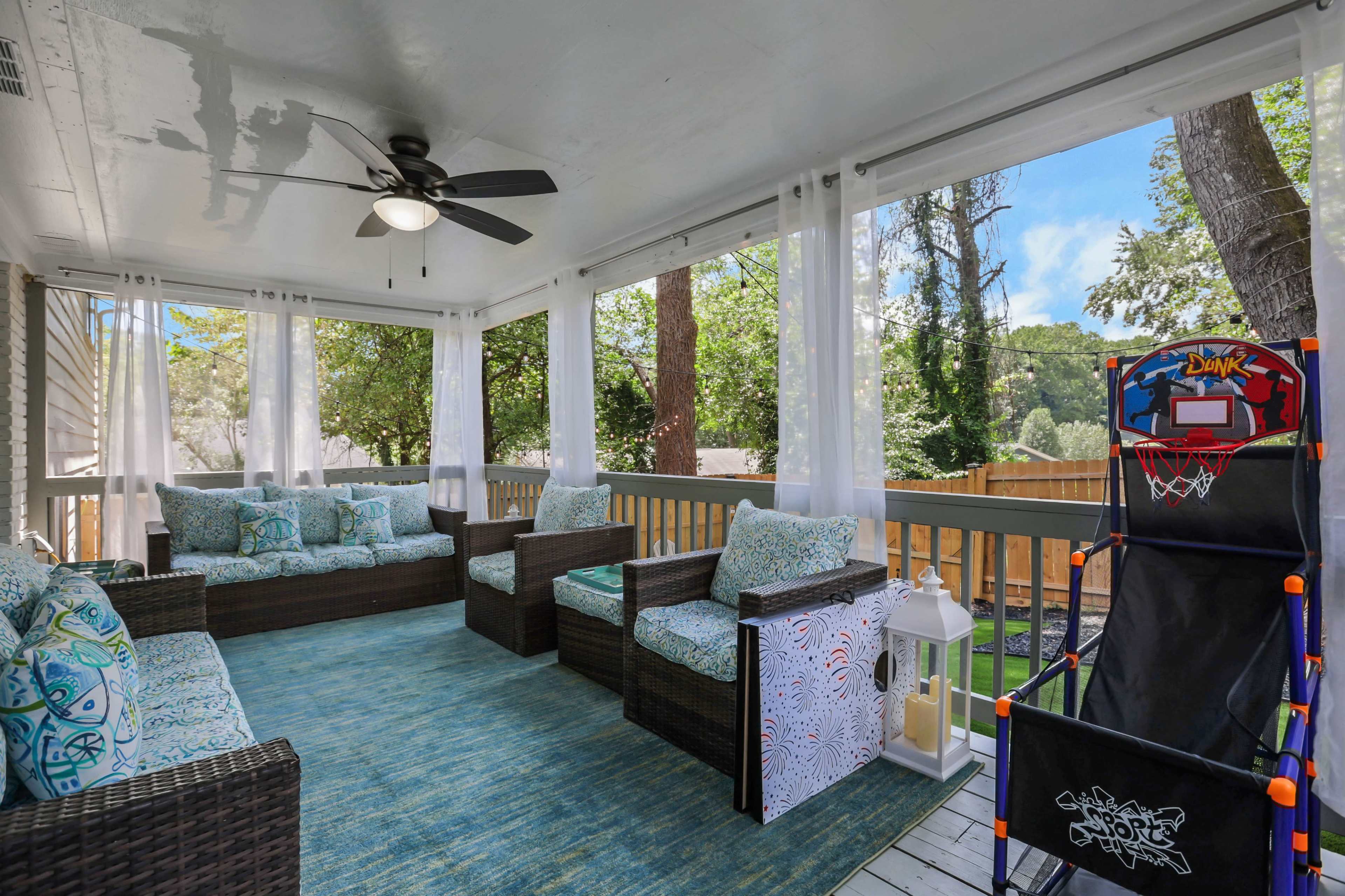 Charming Atlanta Event Space: Ideal for Intimate Gatherings and Celebrations! Image in South Fulton, Atlanta, GA