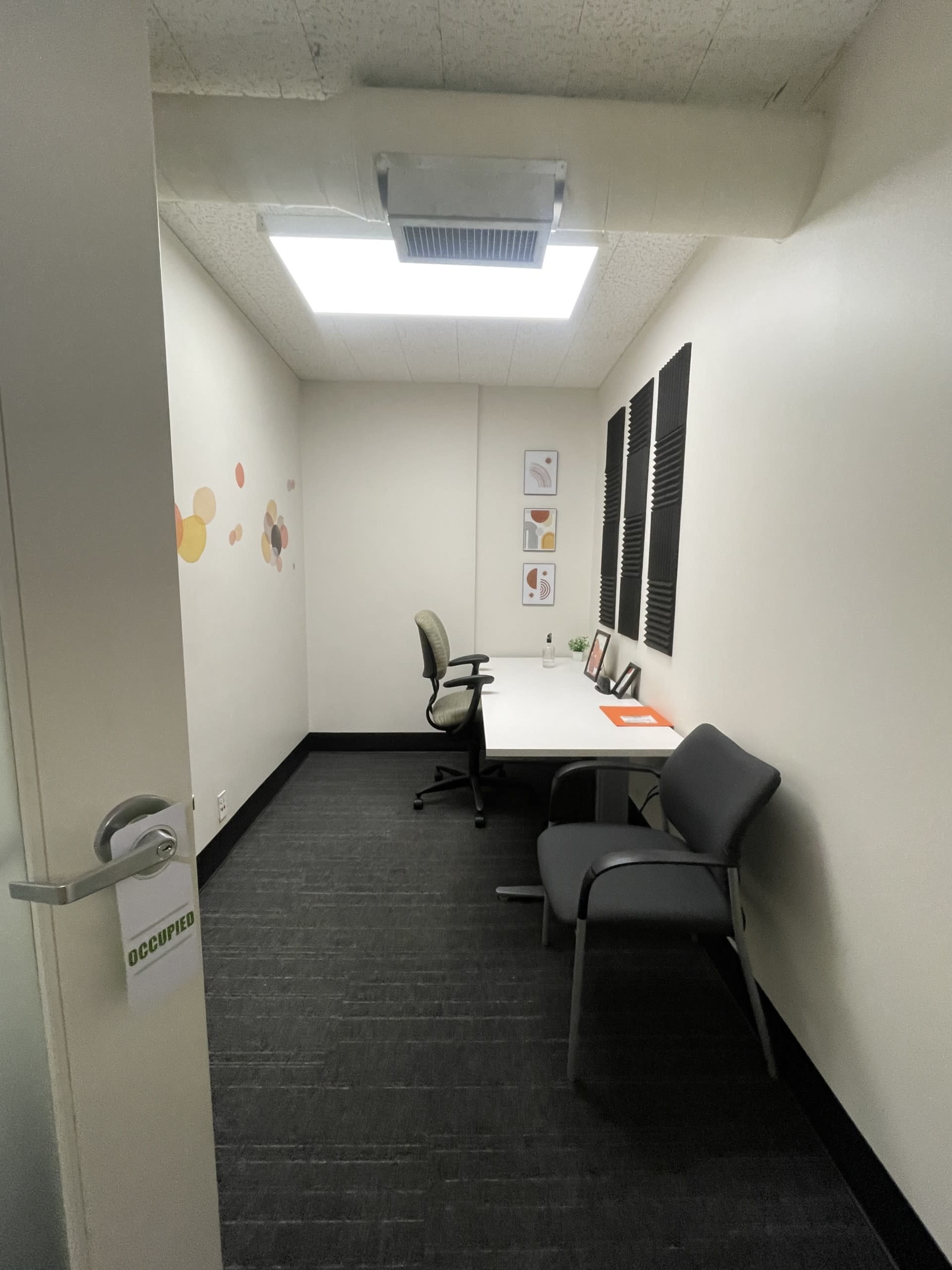 Huddle Room Day Office Image in New Tacoma, Tacoma, WA