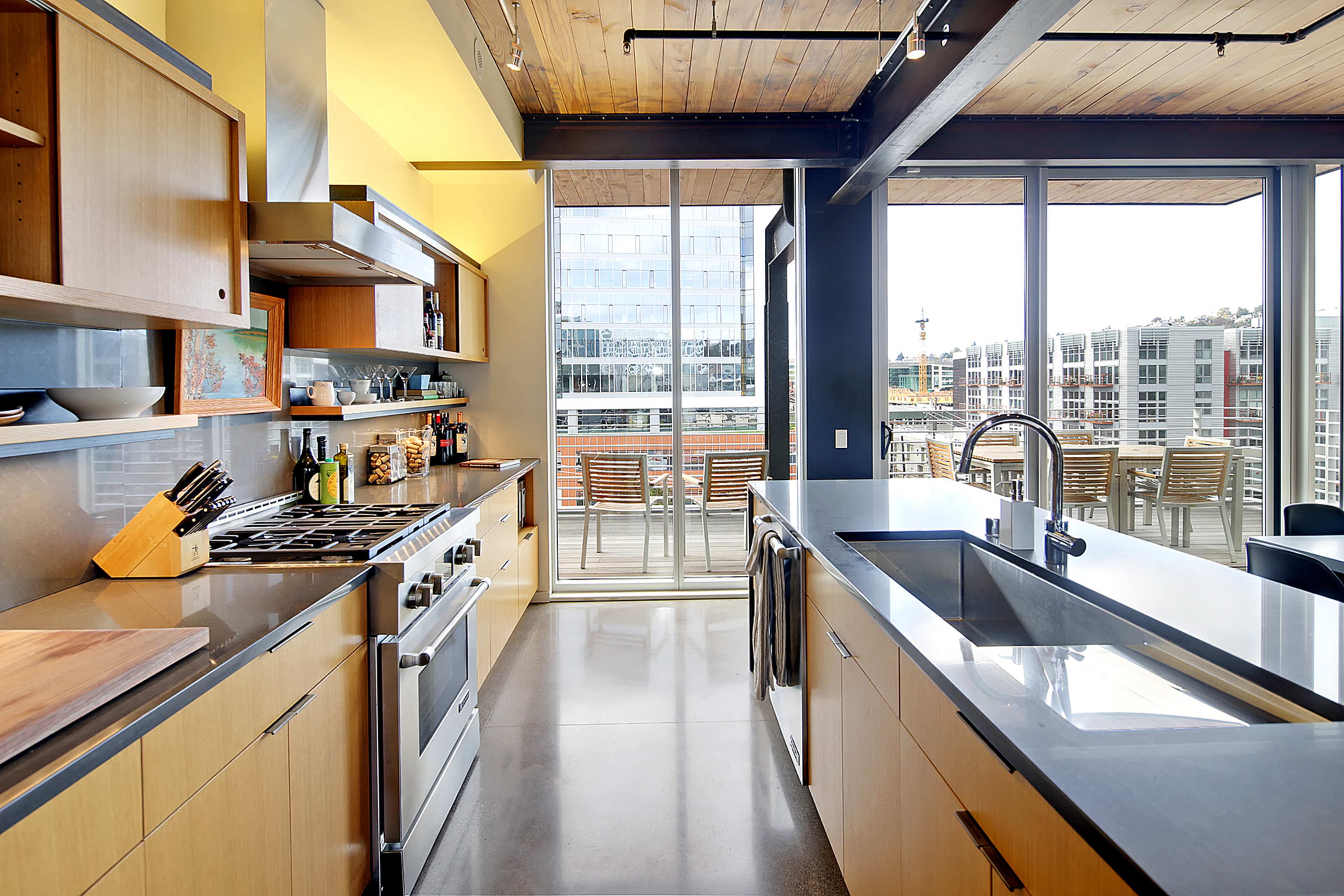 South Lake Union Penthouse with Lake Union View Image in South Lake Union, Seattle, WA