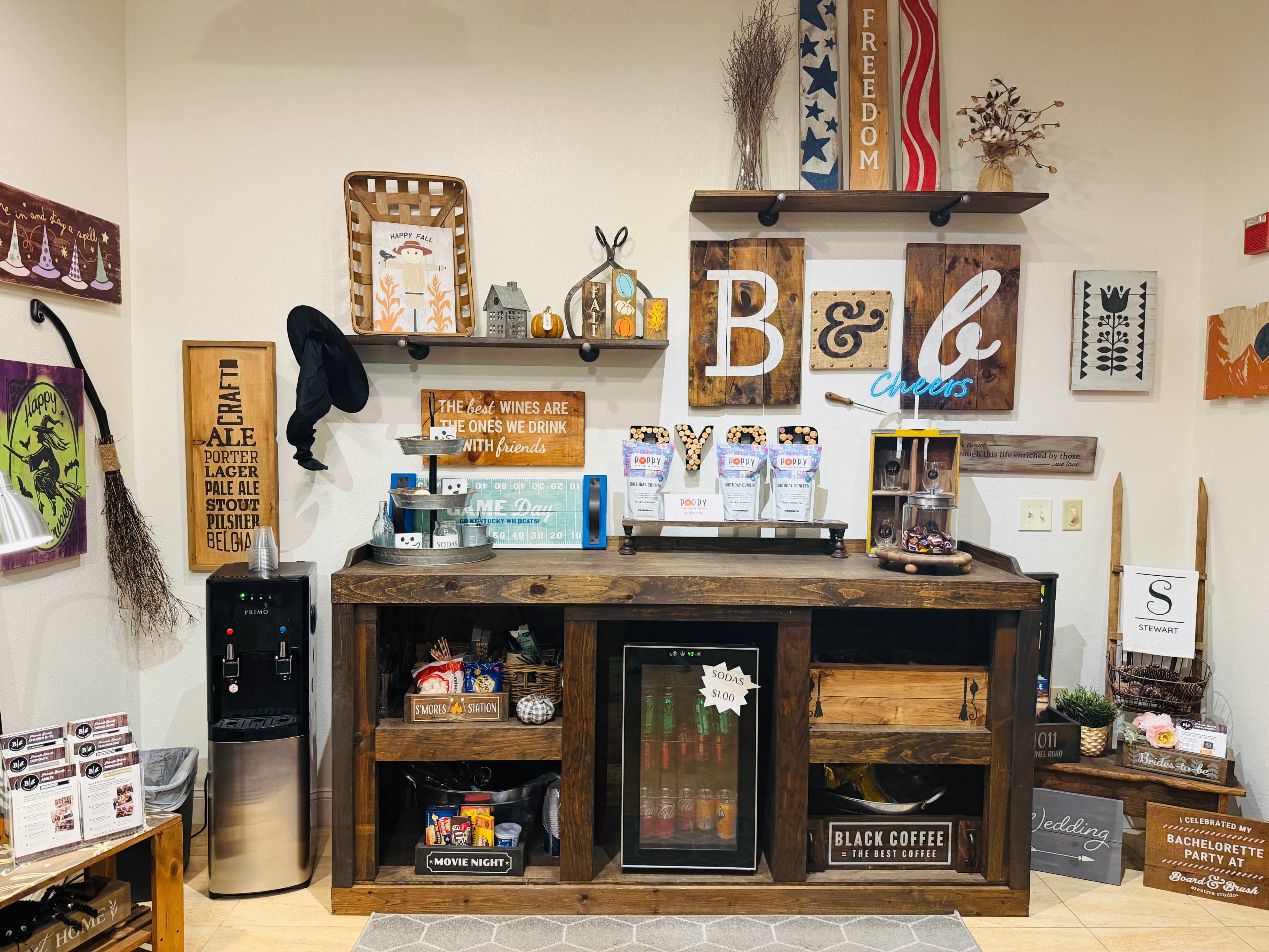 Creative Gathering Space – Perfect for Meetings & Workshops Image in Asheville, Asheville, NC