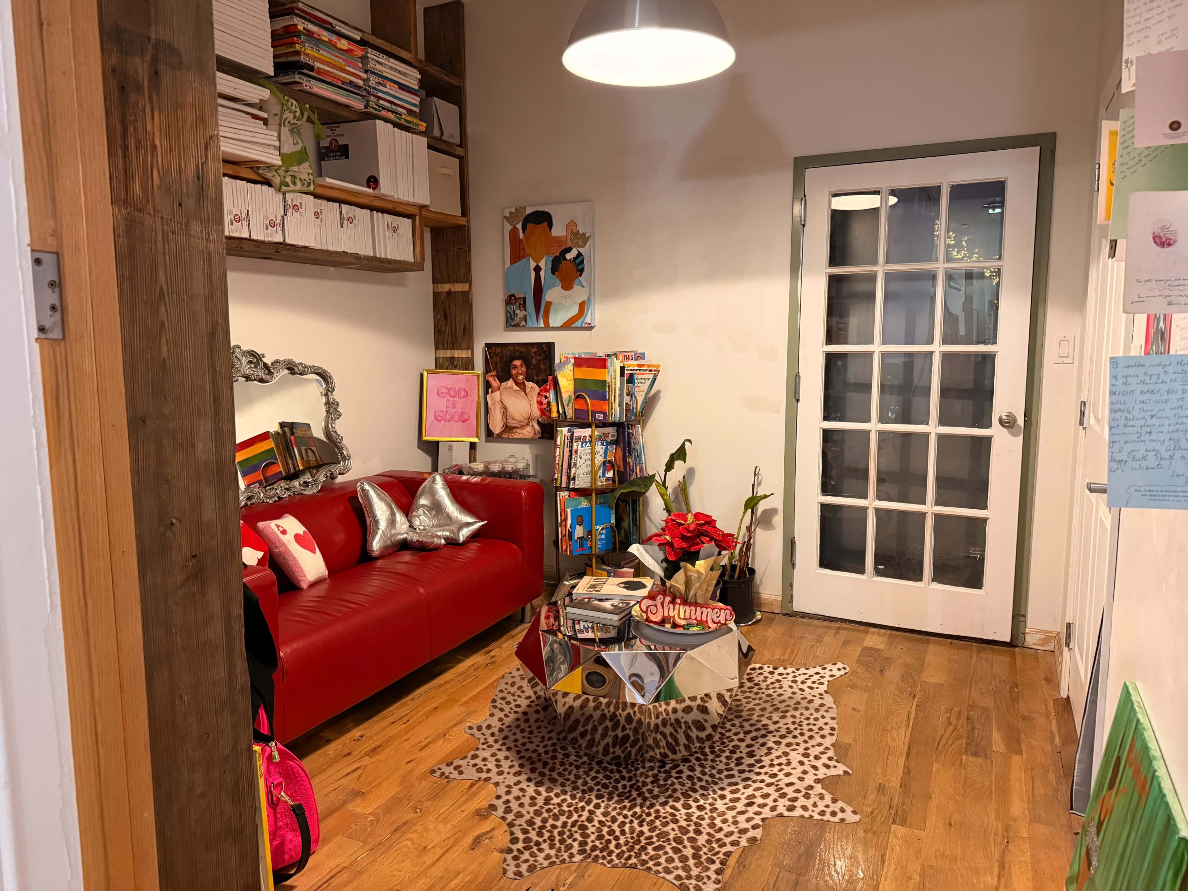 Modern Urban Art Studio Space with Creative Artwork & Good Vibes Image in St. Albans, Saint Albans, NY