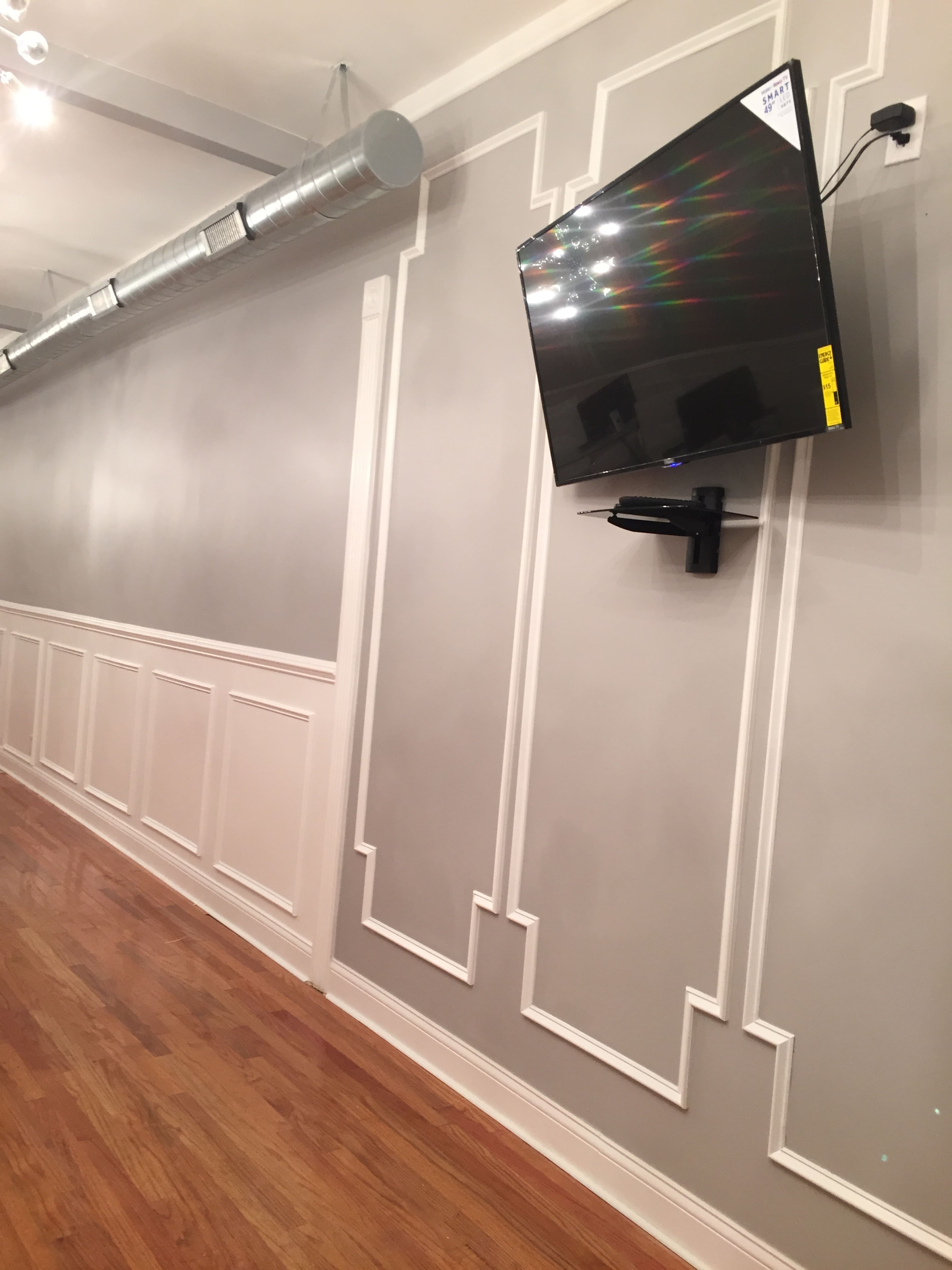 Upscale Store Front Image in South Side, Chicago, IL