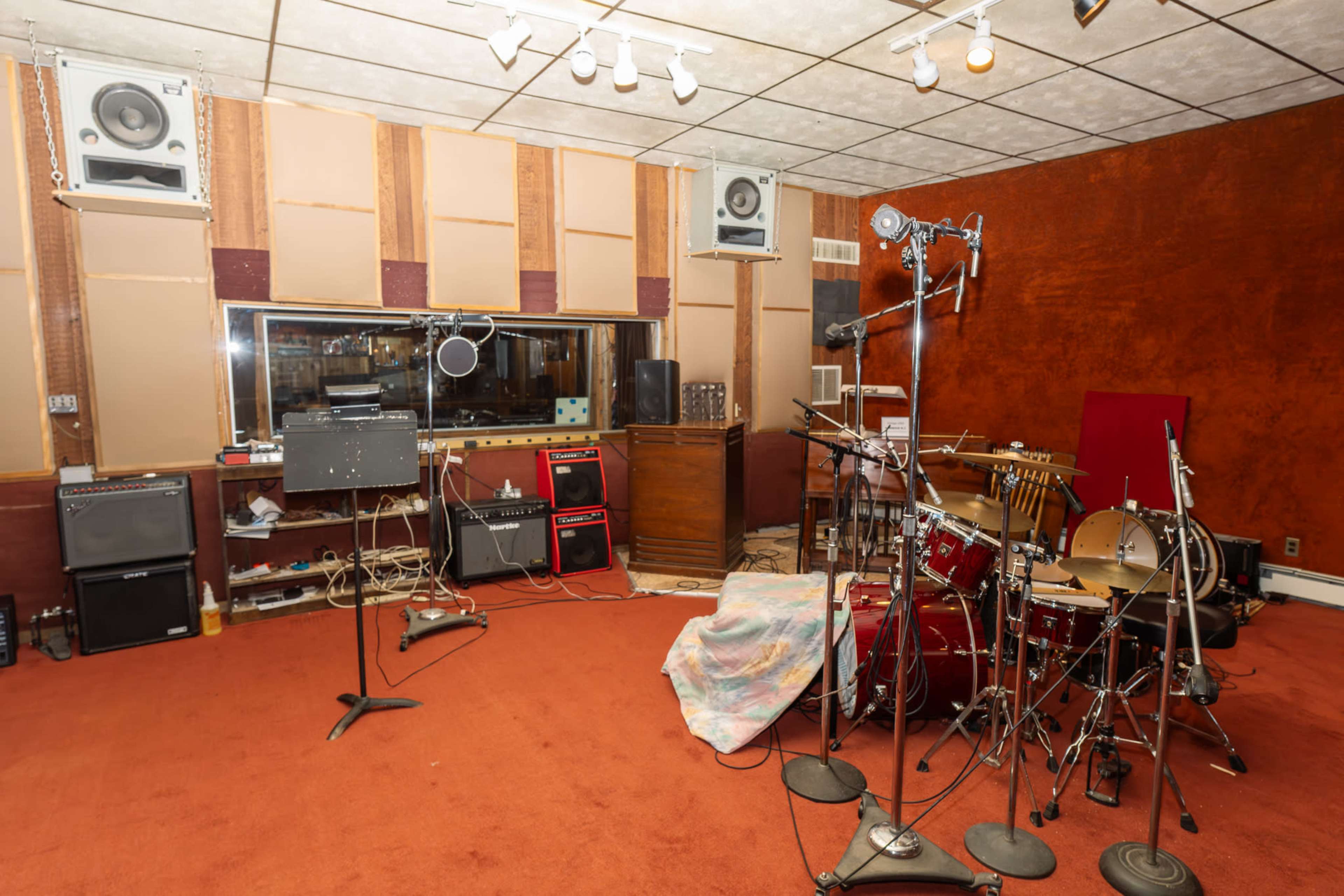Vintage Recording Studio Image in Rutherford, Rutherford, NJ