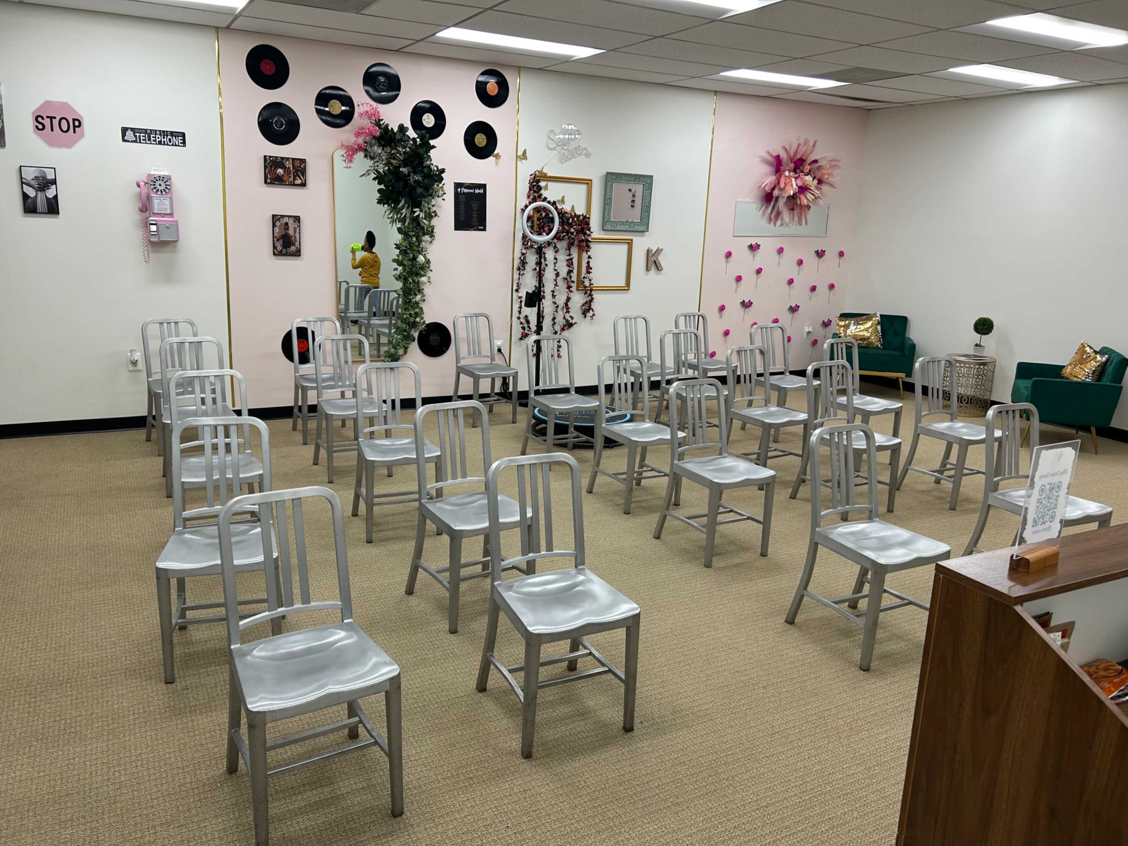 KRay Designs Beauty Professional Event Space Image in Pumphrey, Linthicum Heights, MD