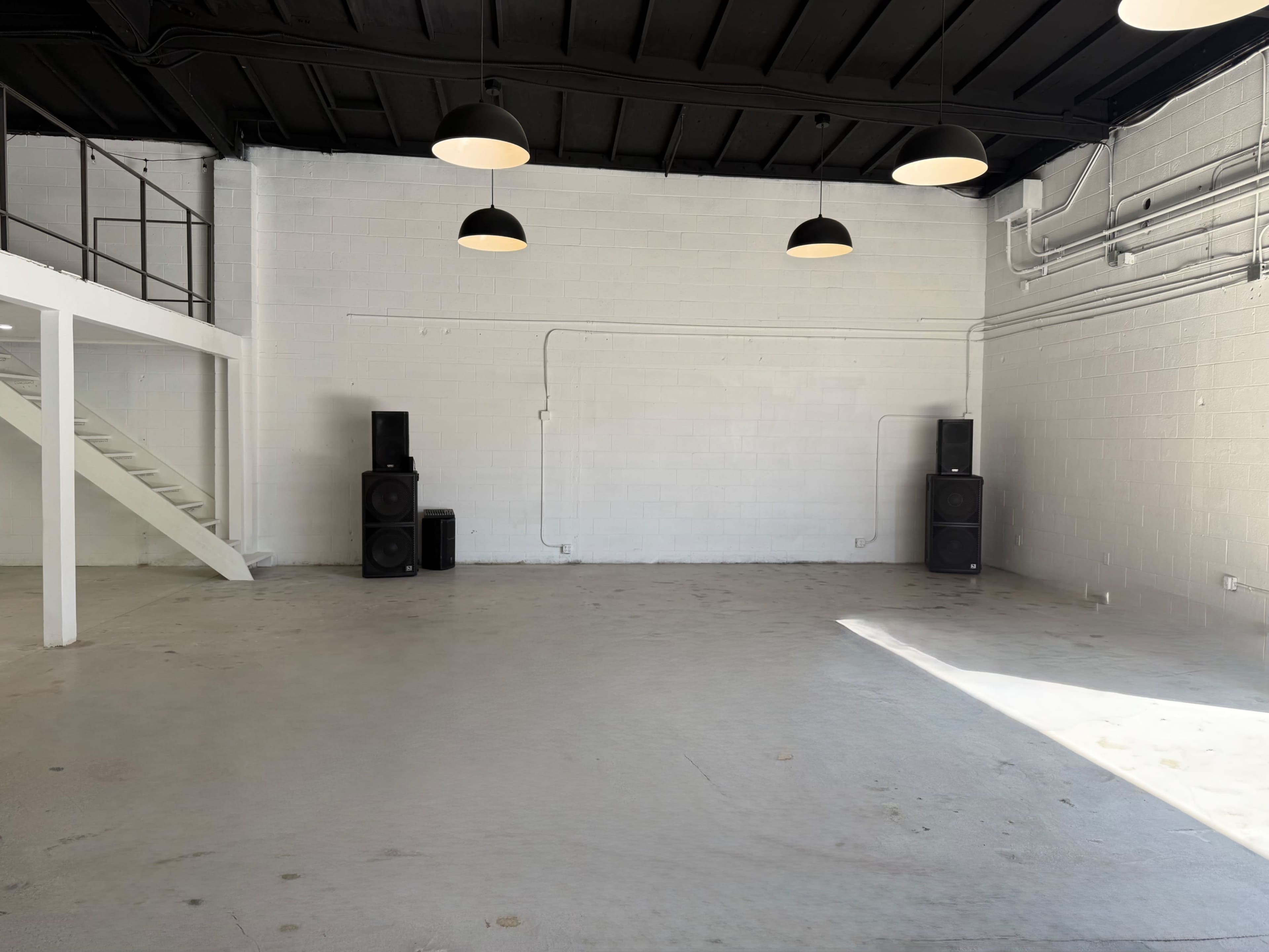 Versatile Studio Space for Dance, Fitness, Yoga & Wellness Classes in Burbank! Image in Burbank, Burbank, CA