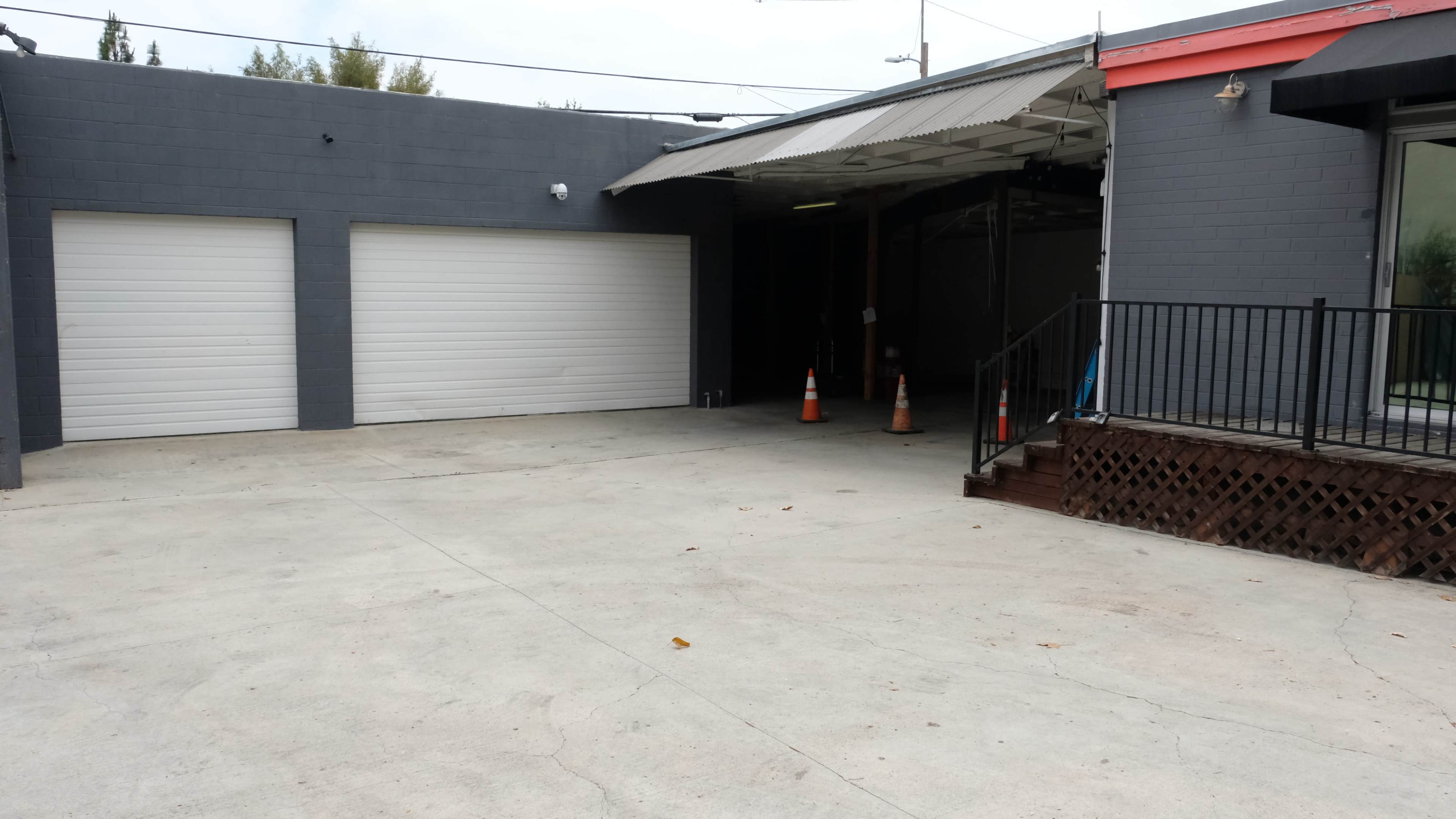 Bright & Spacious Indoor/Outdoor Event Room With Outstanding Service Image in Northeast Los Angeles, Los Angeles, CA