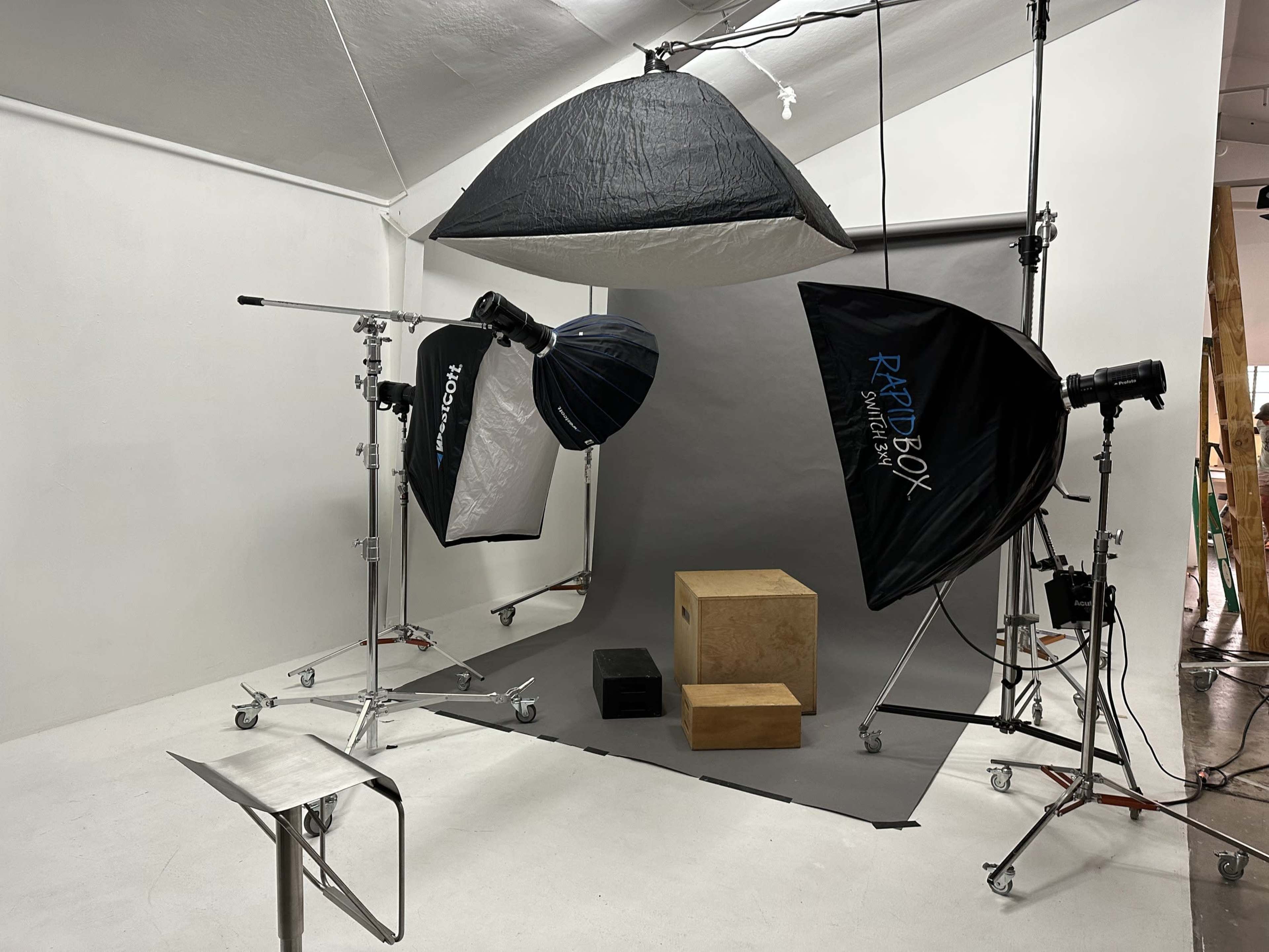 Photo Studio in the Heart of Palm Springs Image in Palm Springs, Palm Springs, CA