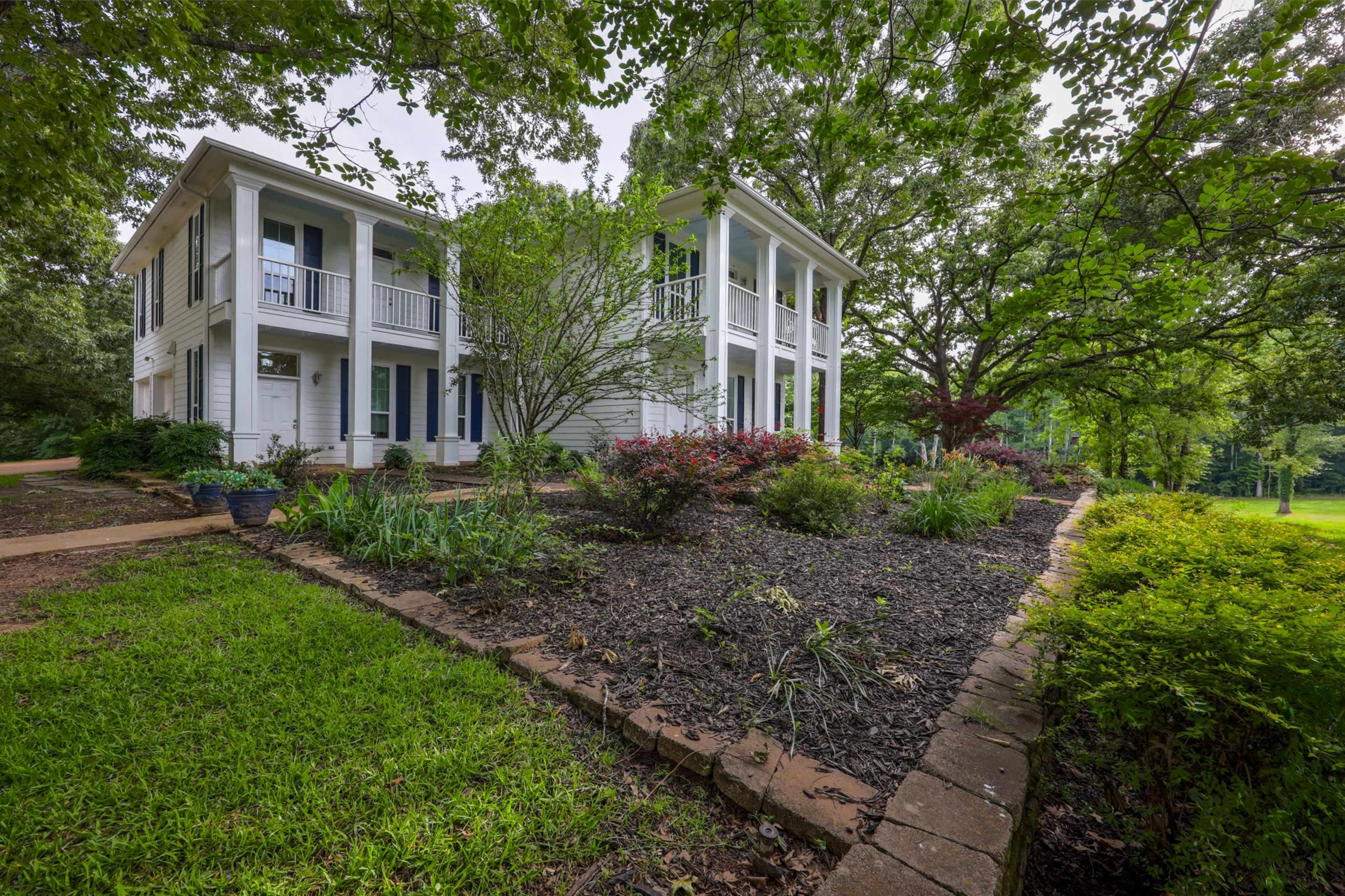 Secluded Serenity on 50 Acres Image in Lindale, LINDALE, TX