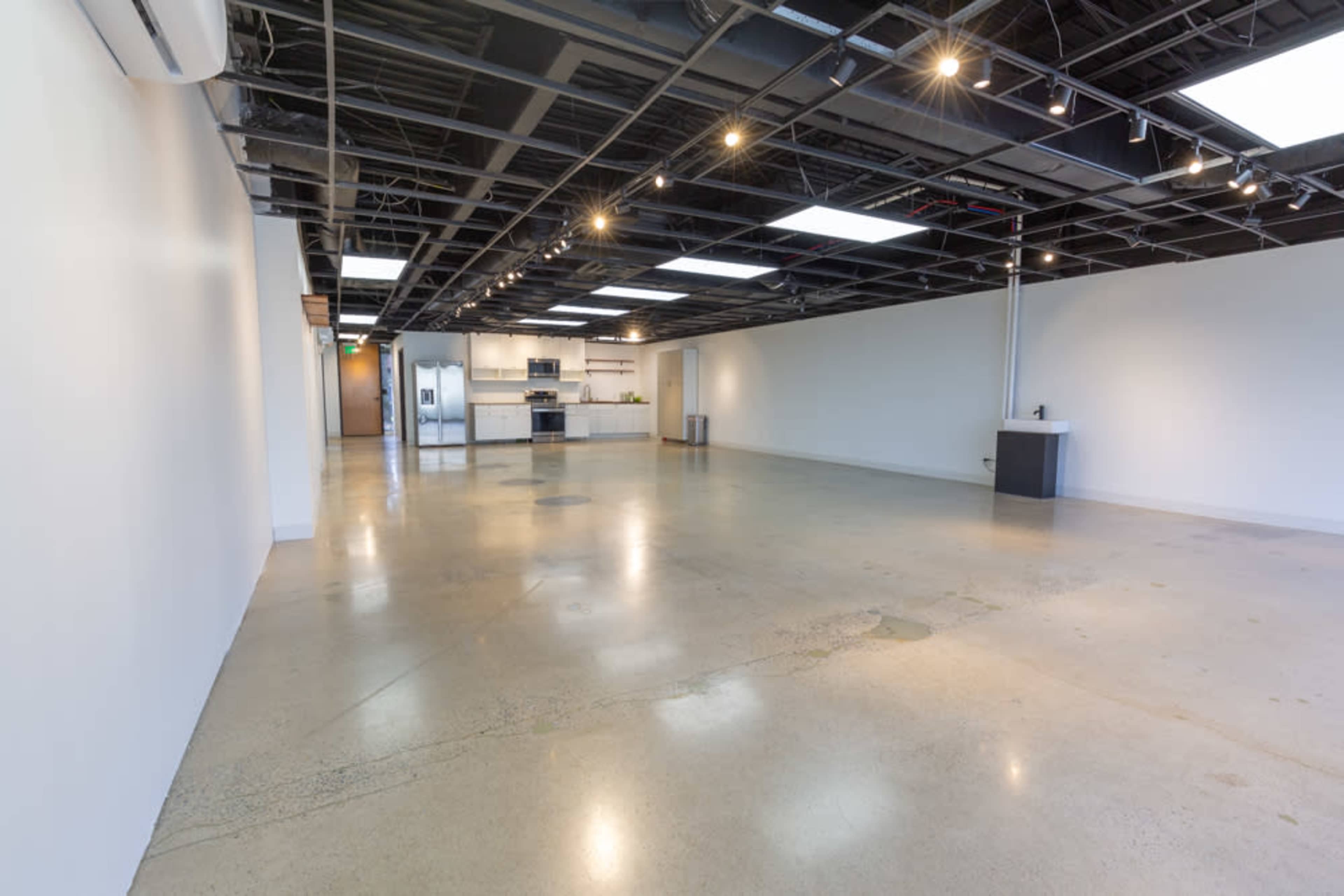 Modern, Open Space Studio near Downtown and Airport Image in South Nashville, Nashville, TN