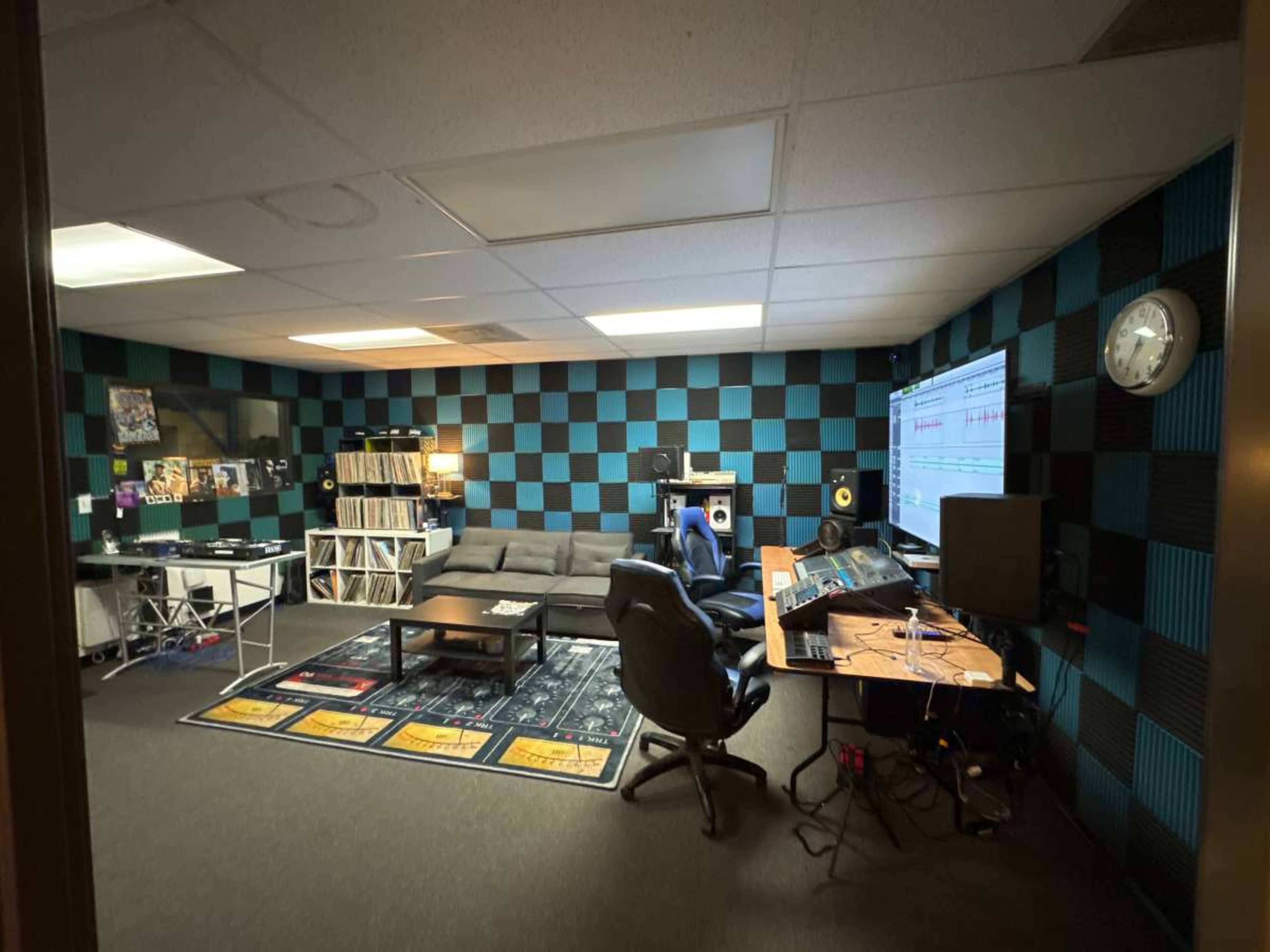 Creative Art Space Studio Image in Garden Grove, GARDEN GROVE, CA