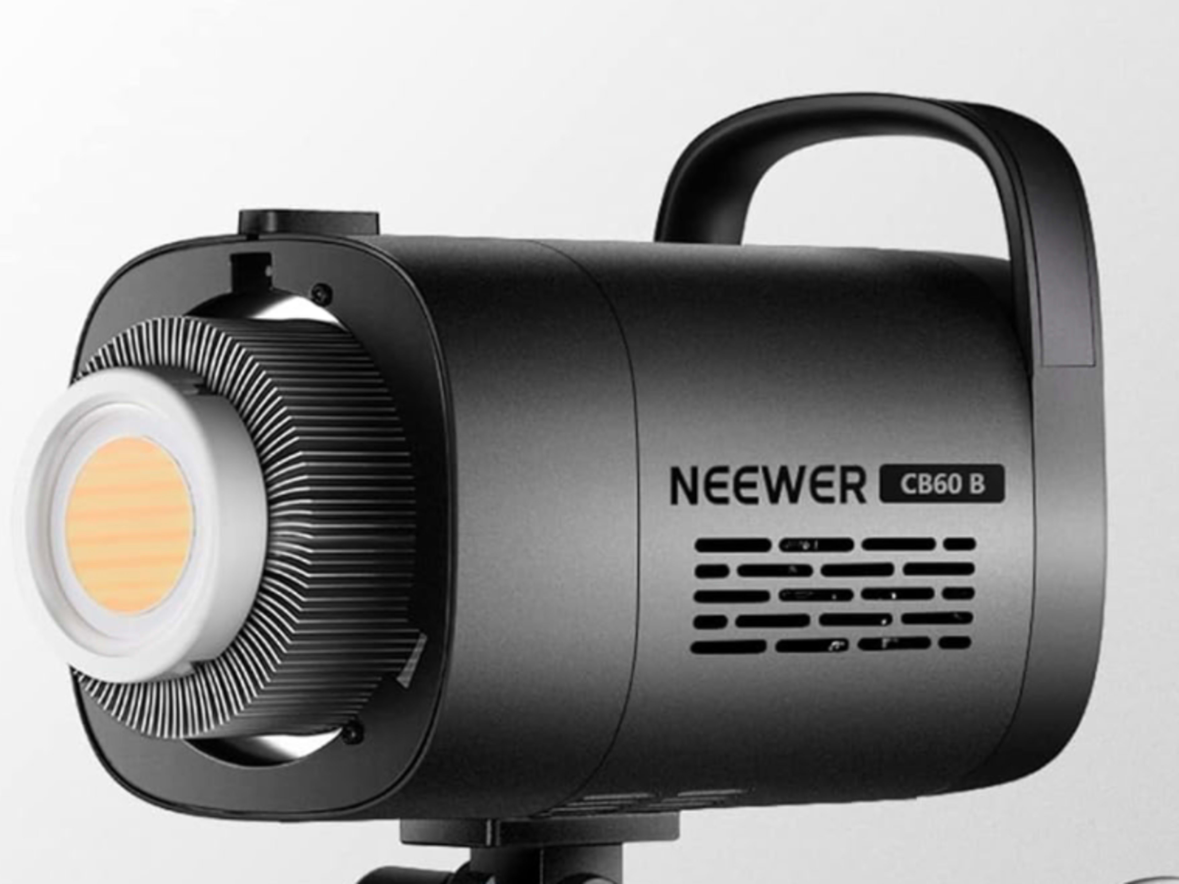 Neewer CB60B Bi-Color COB Light