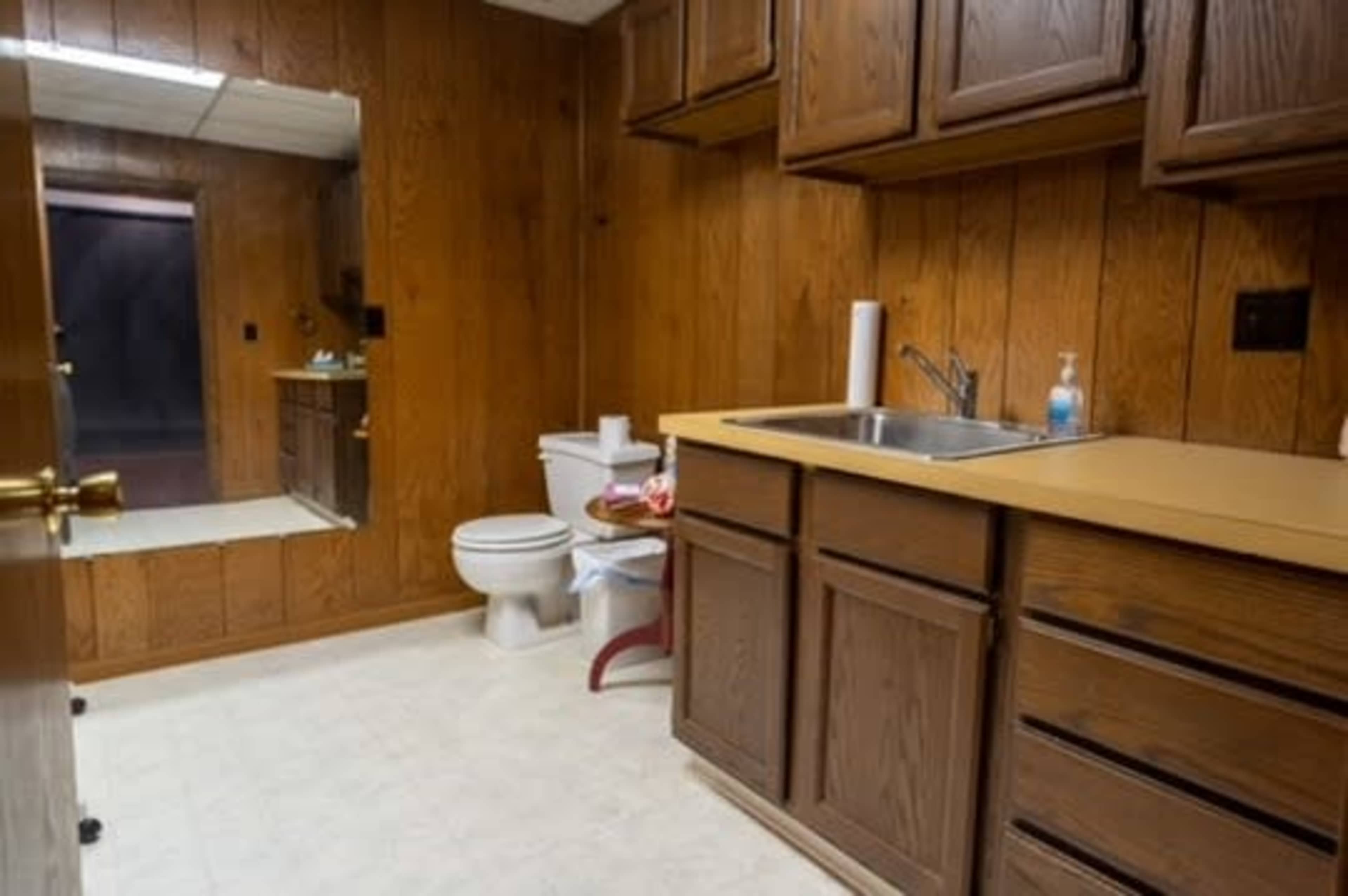 Photography Studio Image in North Ridgeville, North Ridgeville, OH