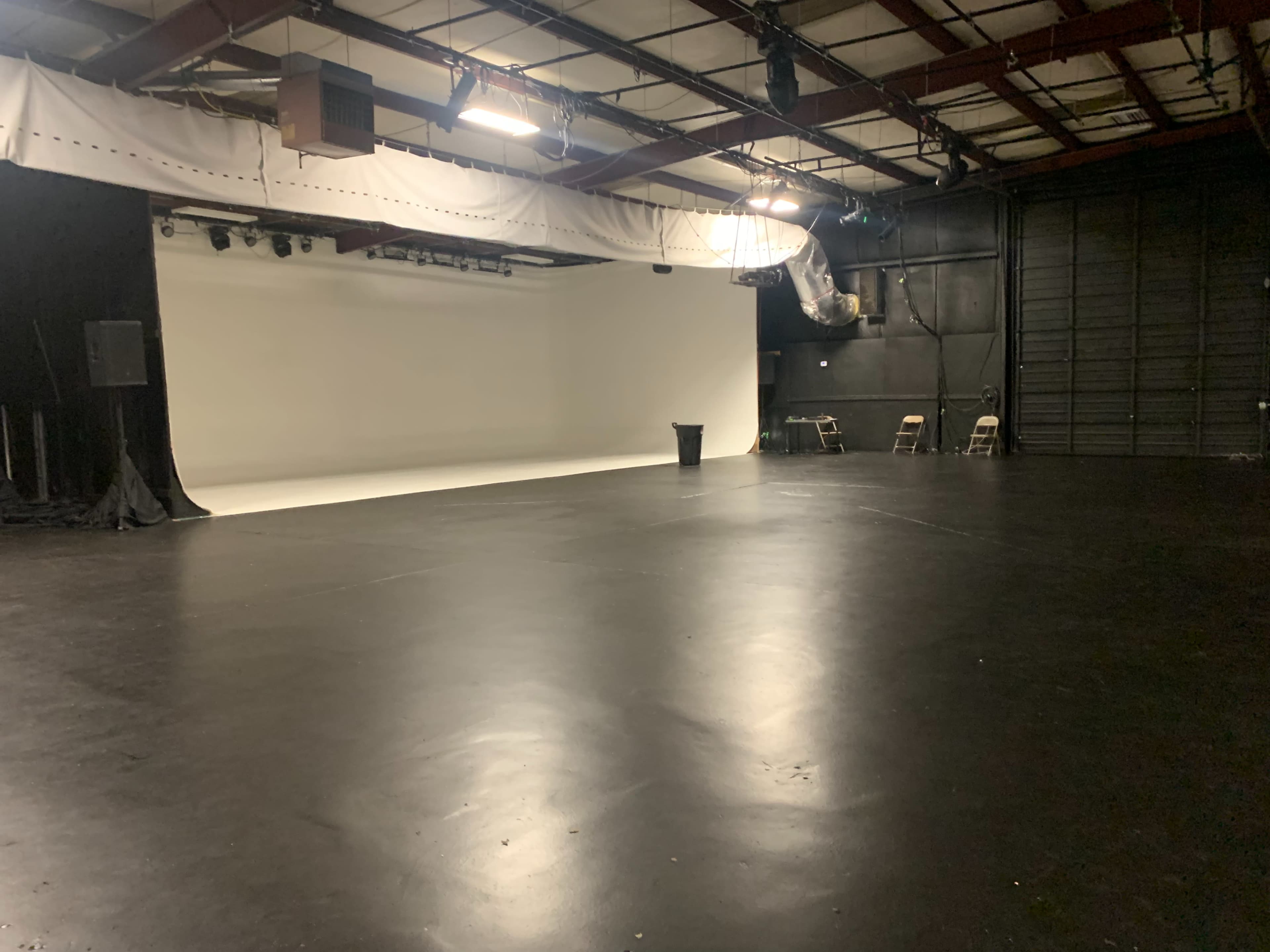 Chamblee Photo, TV and Film Studio Image in Ashford Park, Atlanta, GA