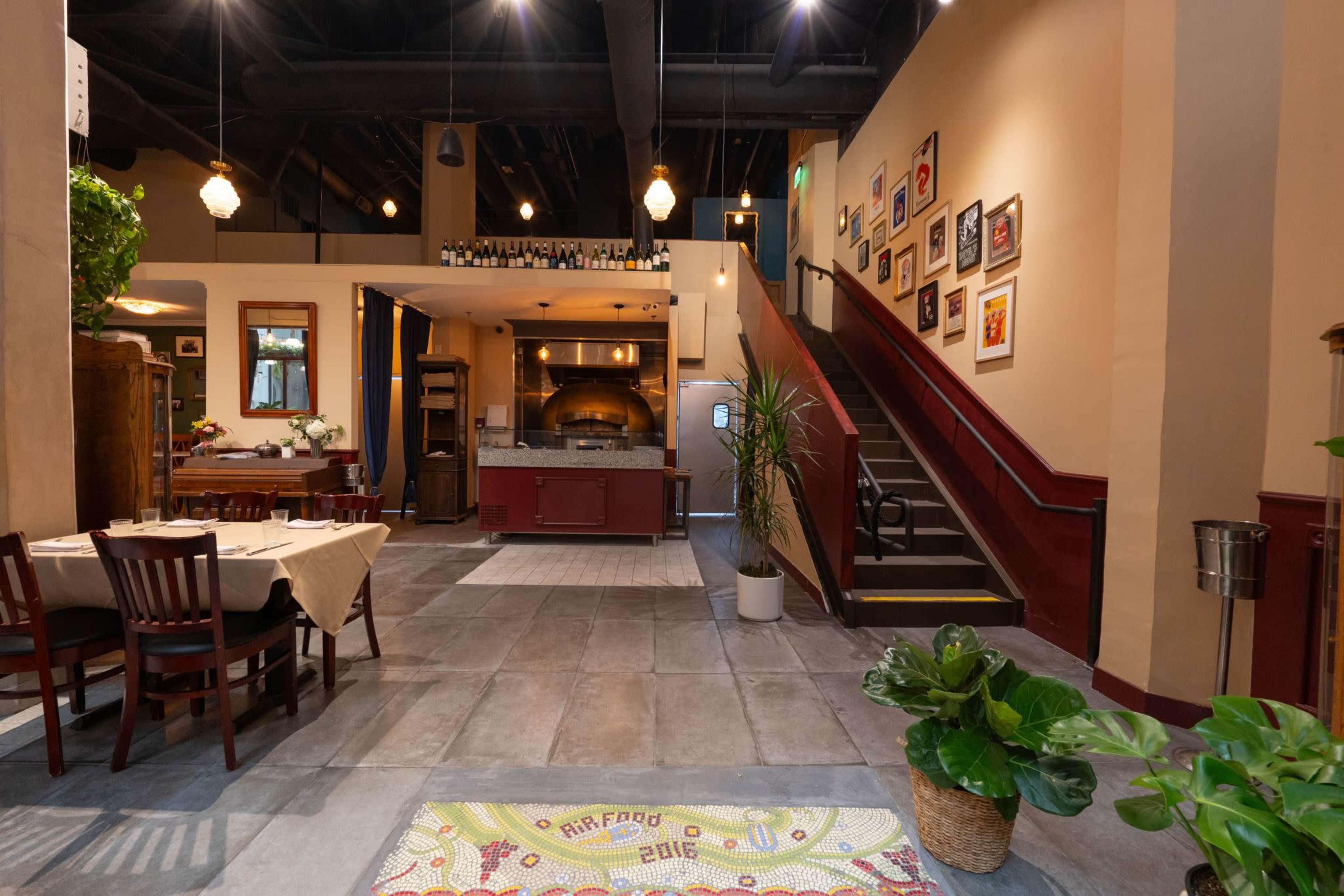 Beautiful Classic French Restaurant and Bar in Downtown Los Angeles! Image in Central LA, Los Angeles, CA
