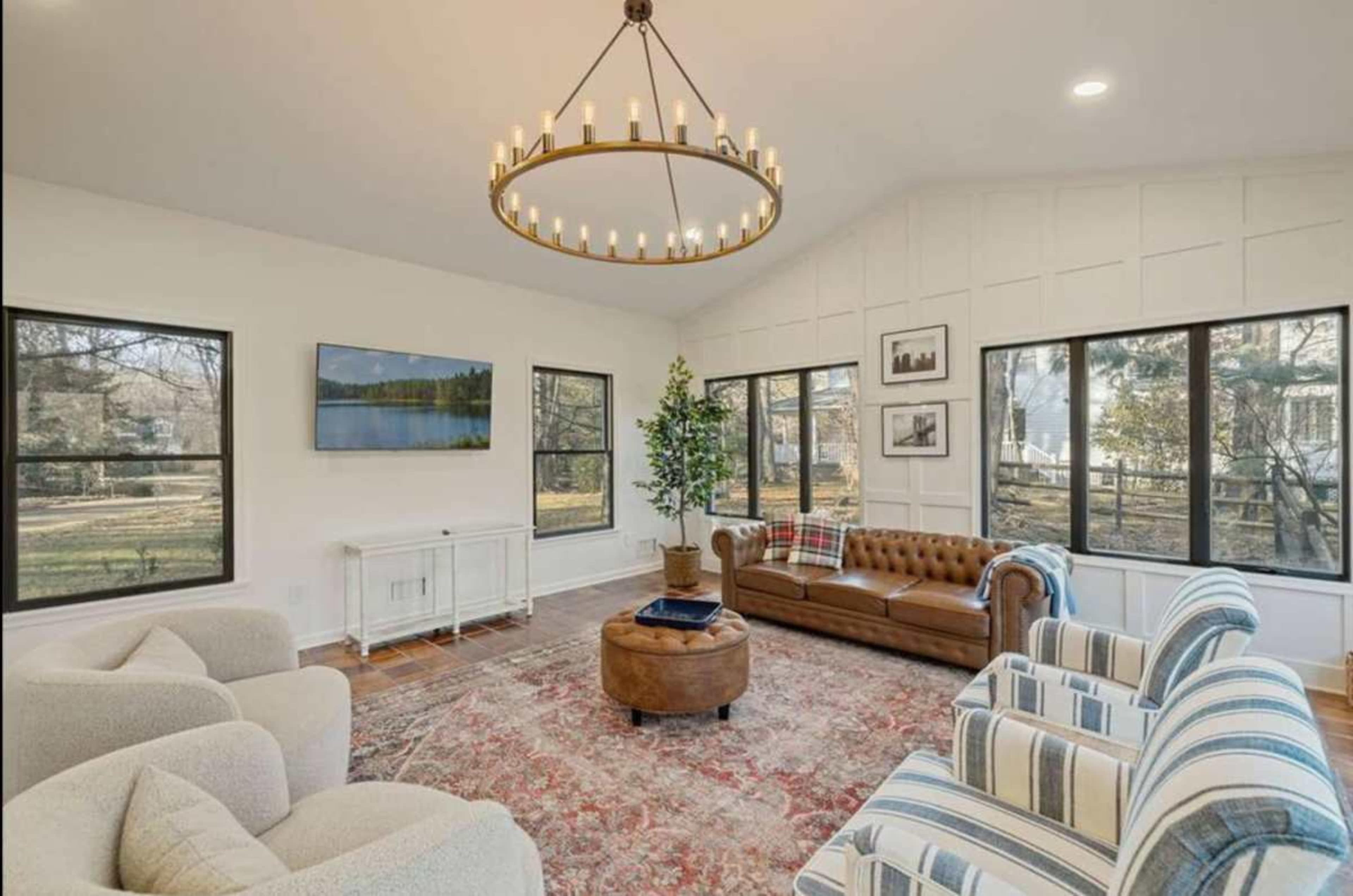 Suburban Mini Estate 3.5 acres Image in Ramapo, Suffern, NY