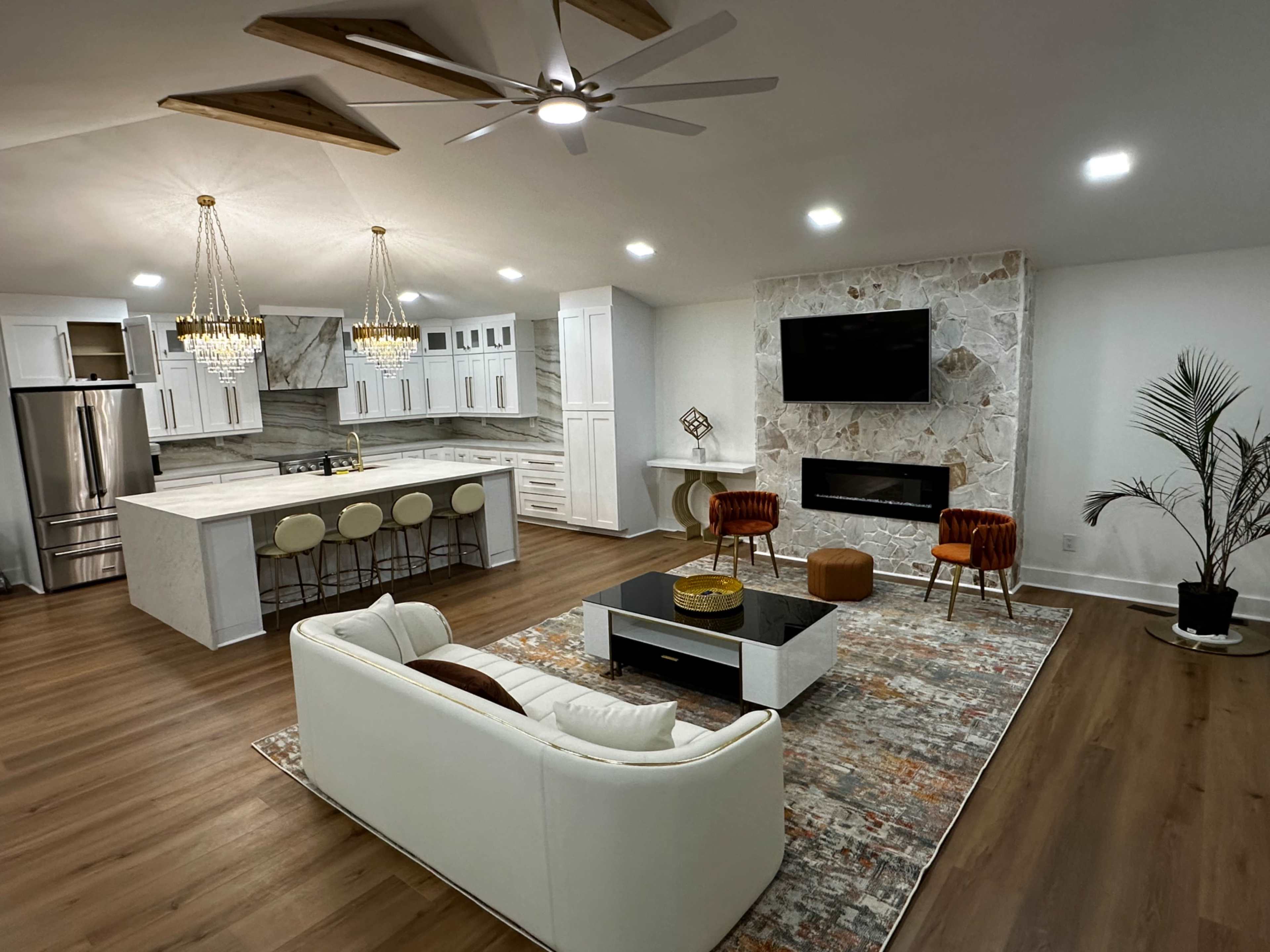 Grand Event Retreat with Vintage Lounge & Modern Elegance Image in Westview, Atlanta, GA