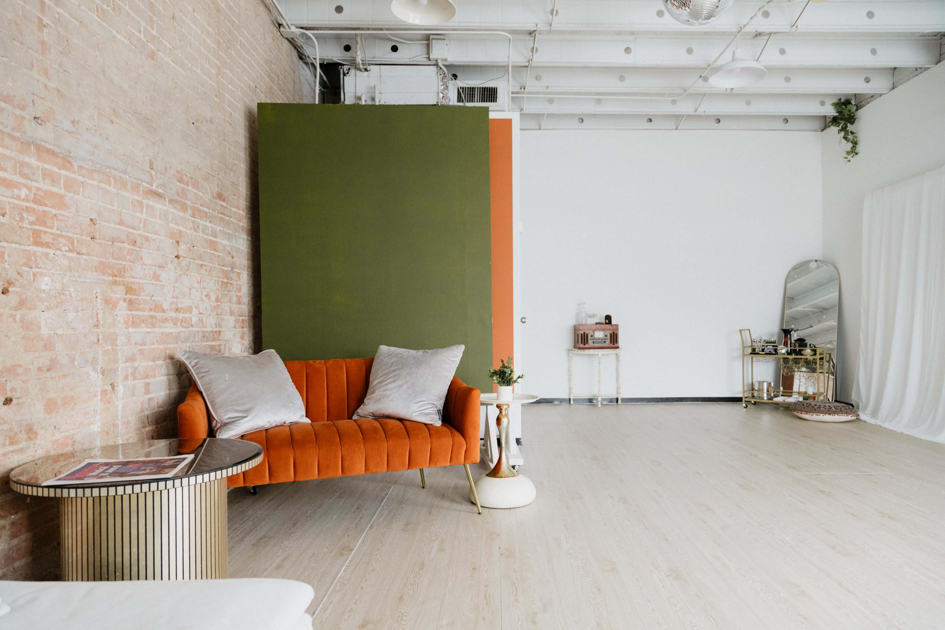 Retro Dallas Photo Studio with Industrial and Mid-Century Charm Image in South Dallas, Dallas, TX