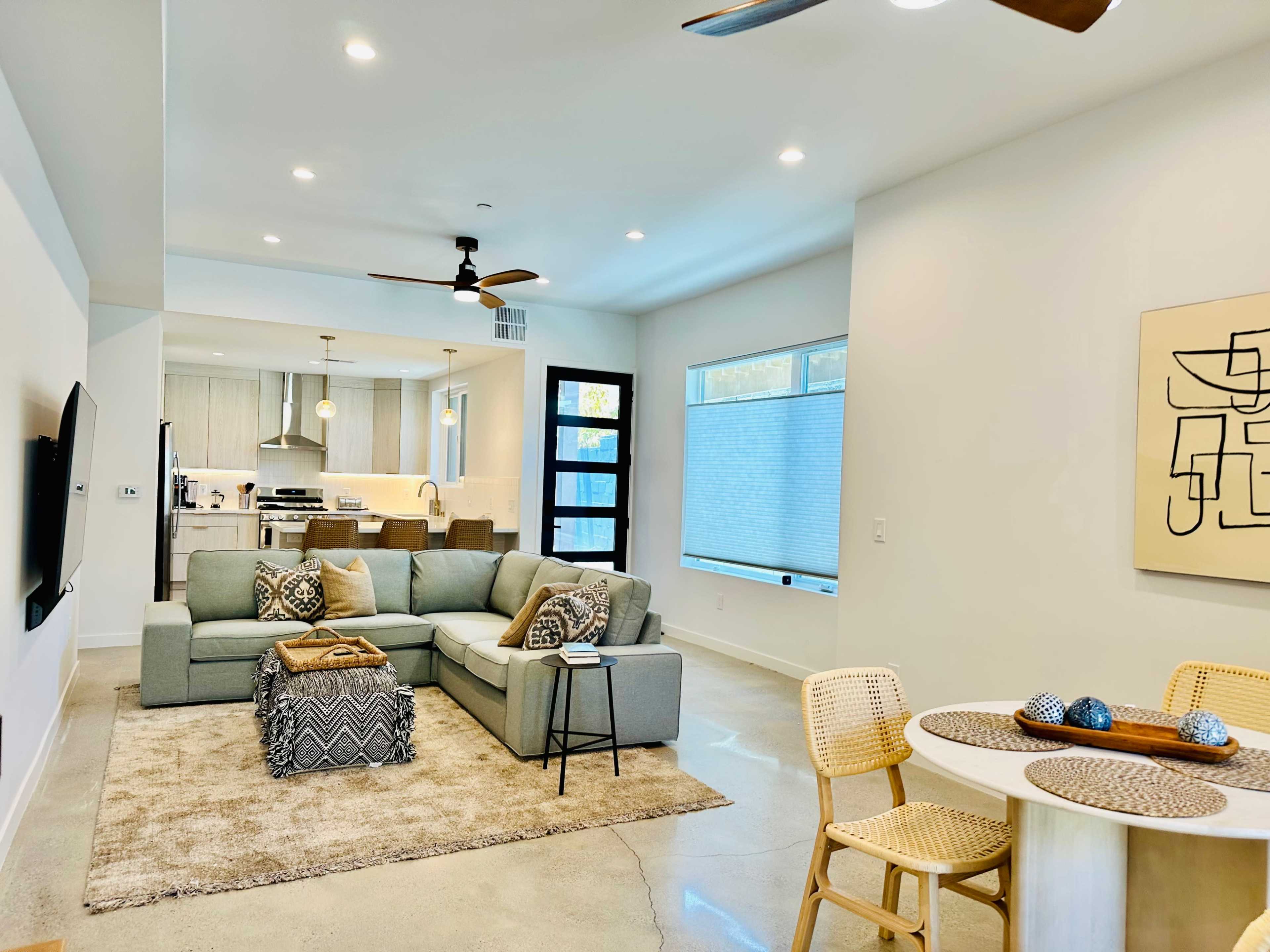 Modern Urban Hideaway Image in Inglewood, Inglewood, CA