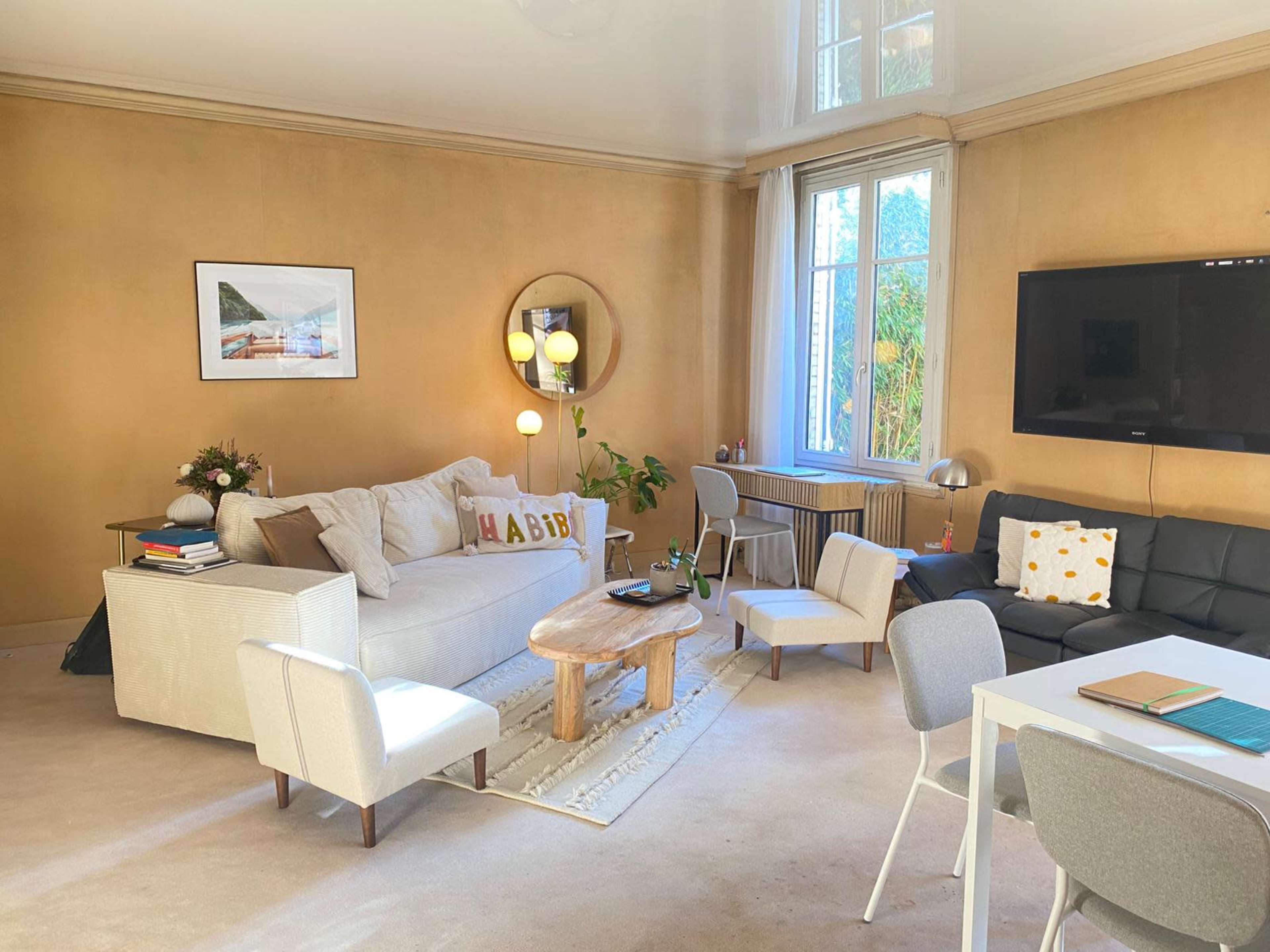 Maison avec jardin privatif avec arbres au coeur d'une résidence privée Image in Ternes, Paris