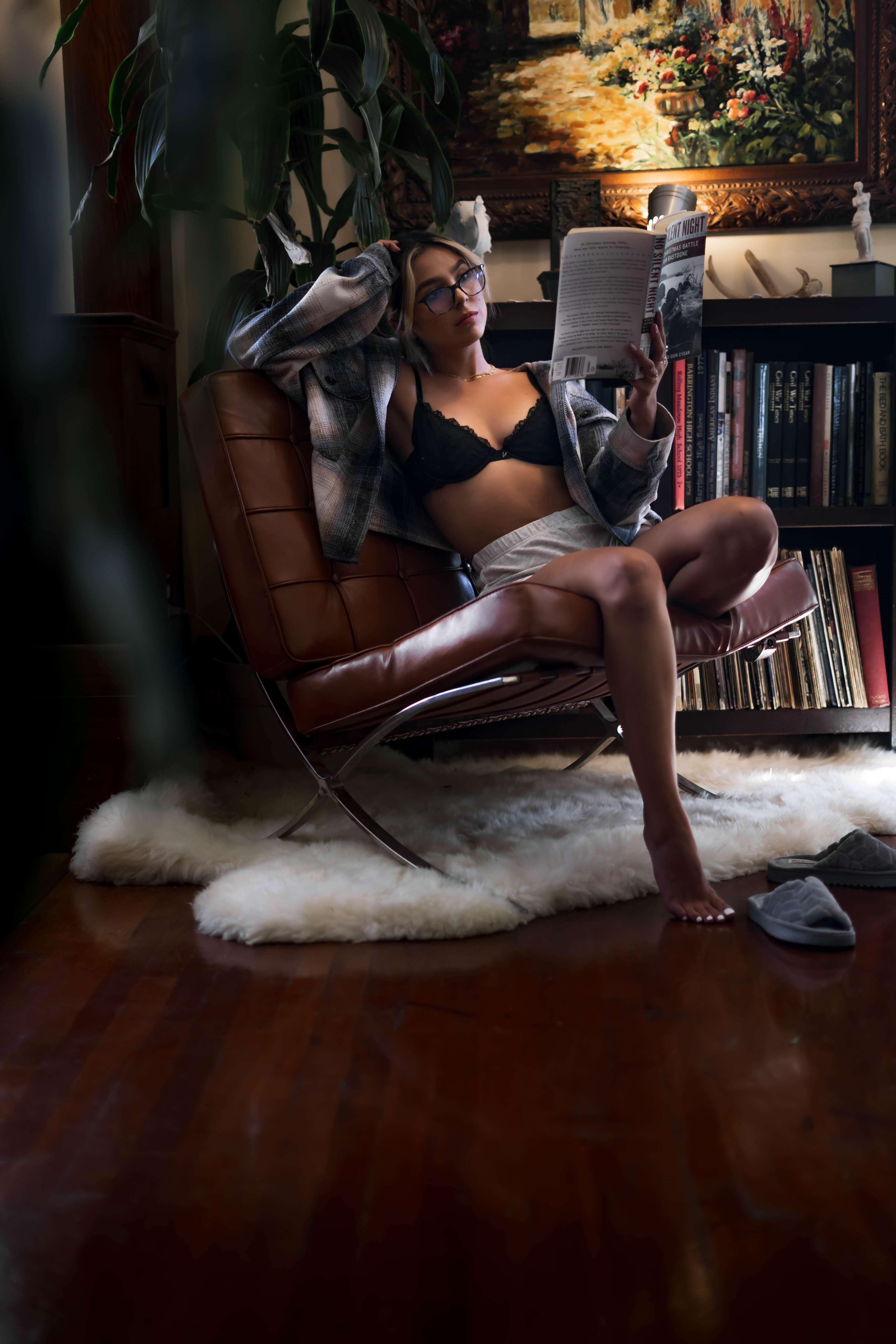 Boudoir photo shoot