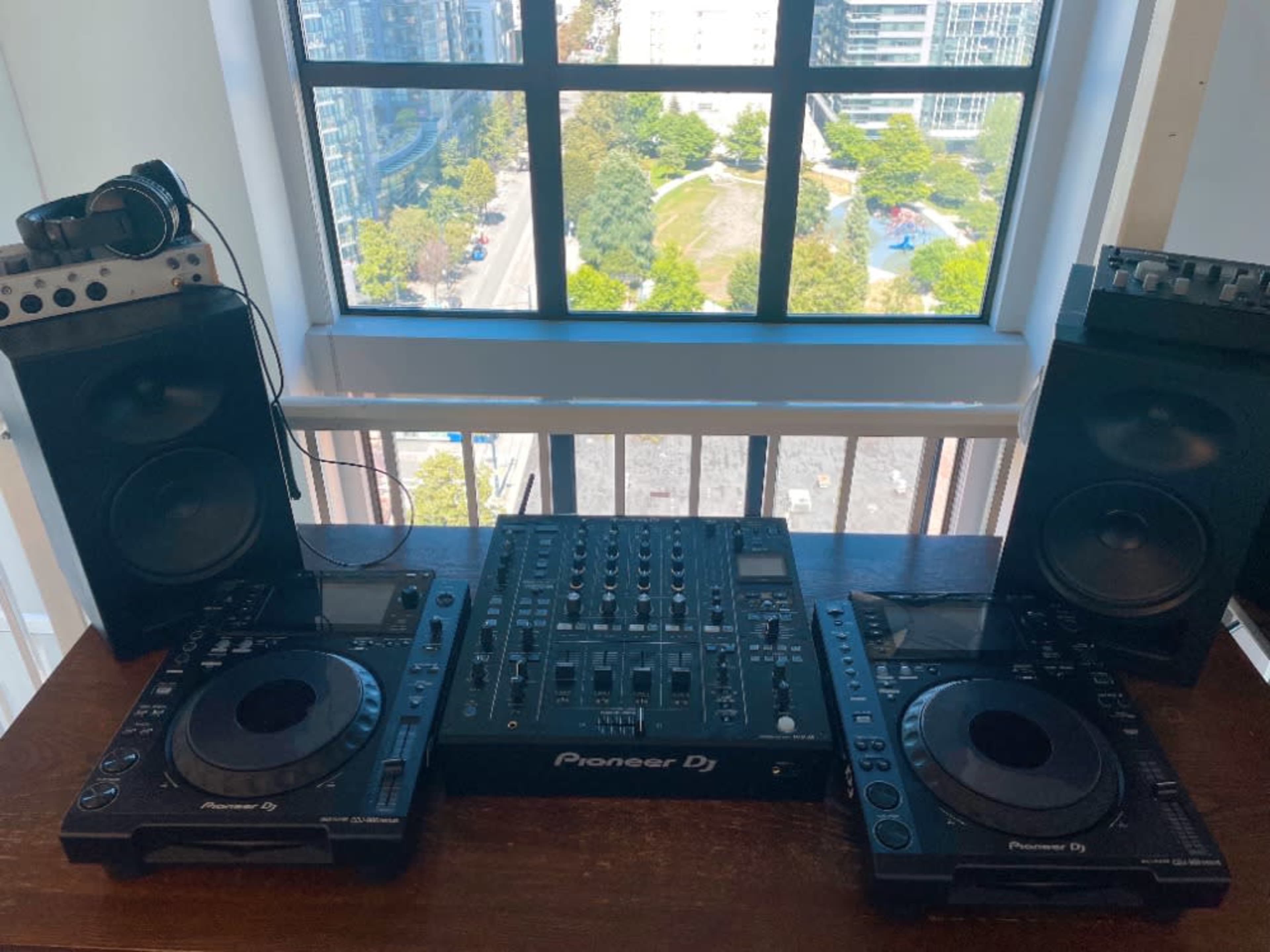 CDj's. Mixer, Monitors, Midi Controllers, Keyboard
