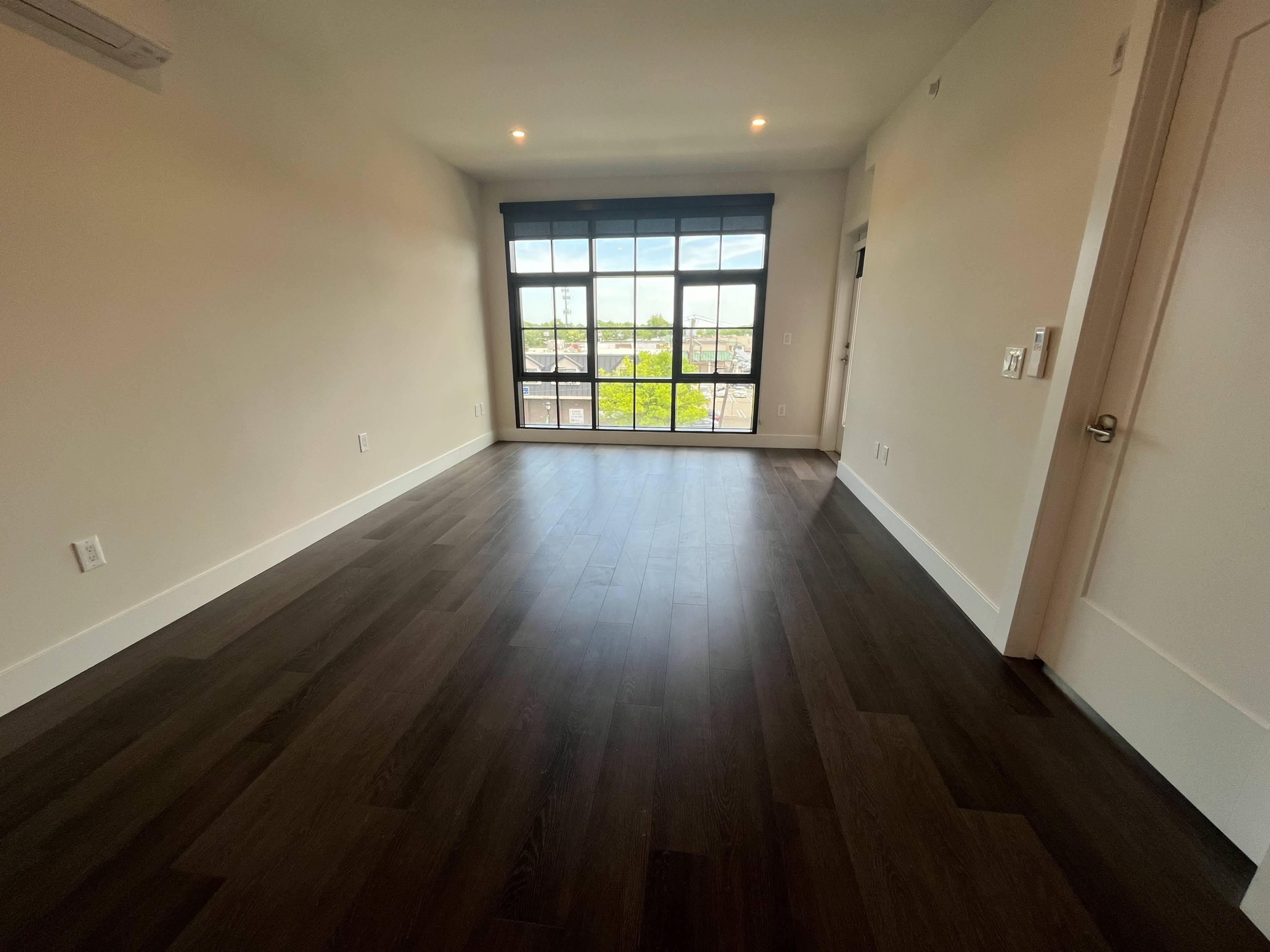 Bright, Modern Studio for Yoga, Bodywork, Sound Healing & Kitchen Rentals in Garwood Image in Garwood, Garwood, NJ