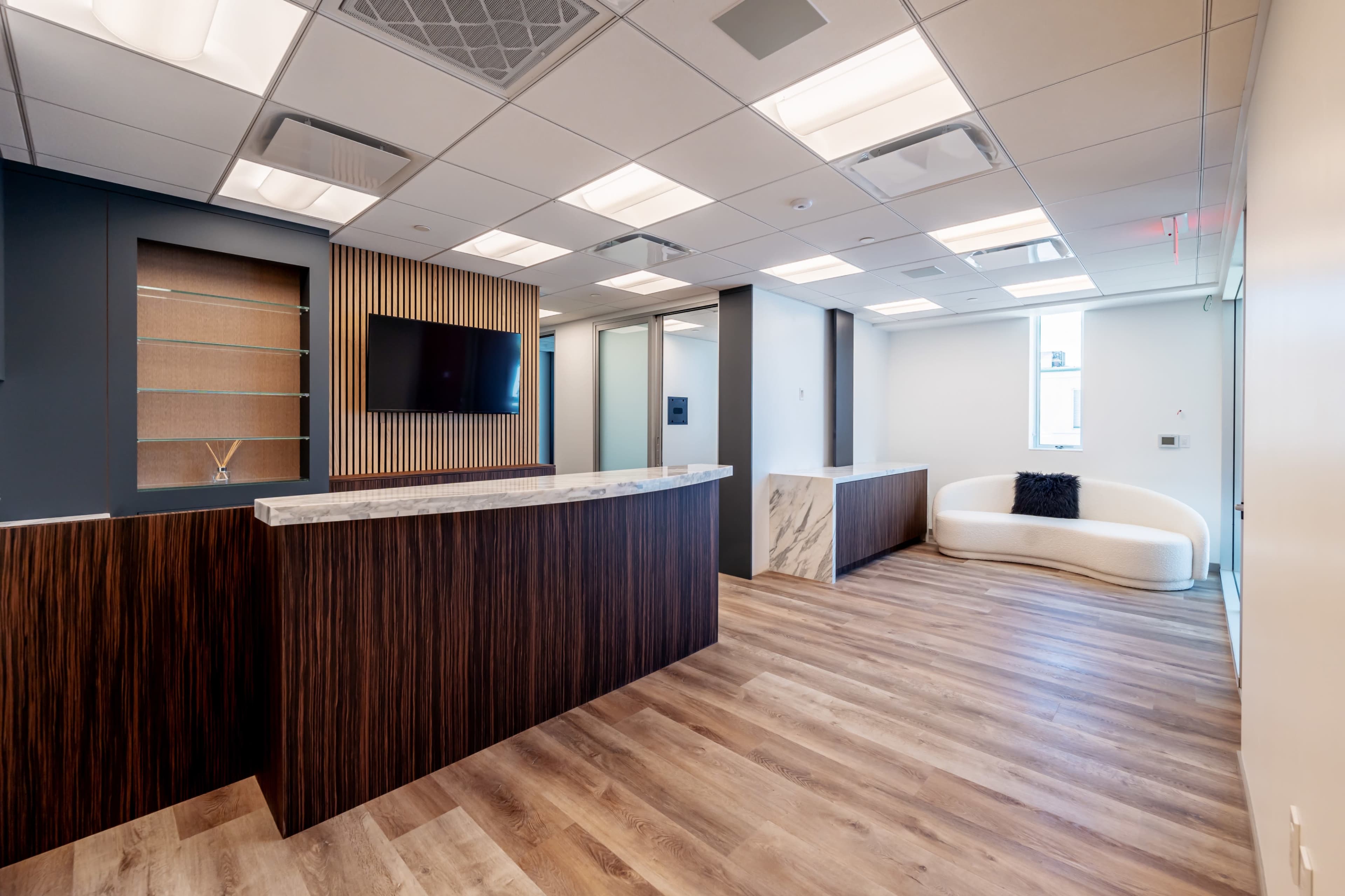 Ultra Modern Executive Medical Office, Los Angeles, CA | Production |  Peerspace, image size:3840x2559