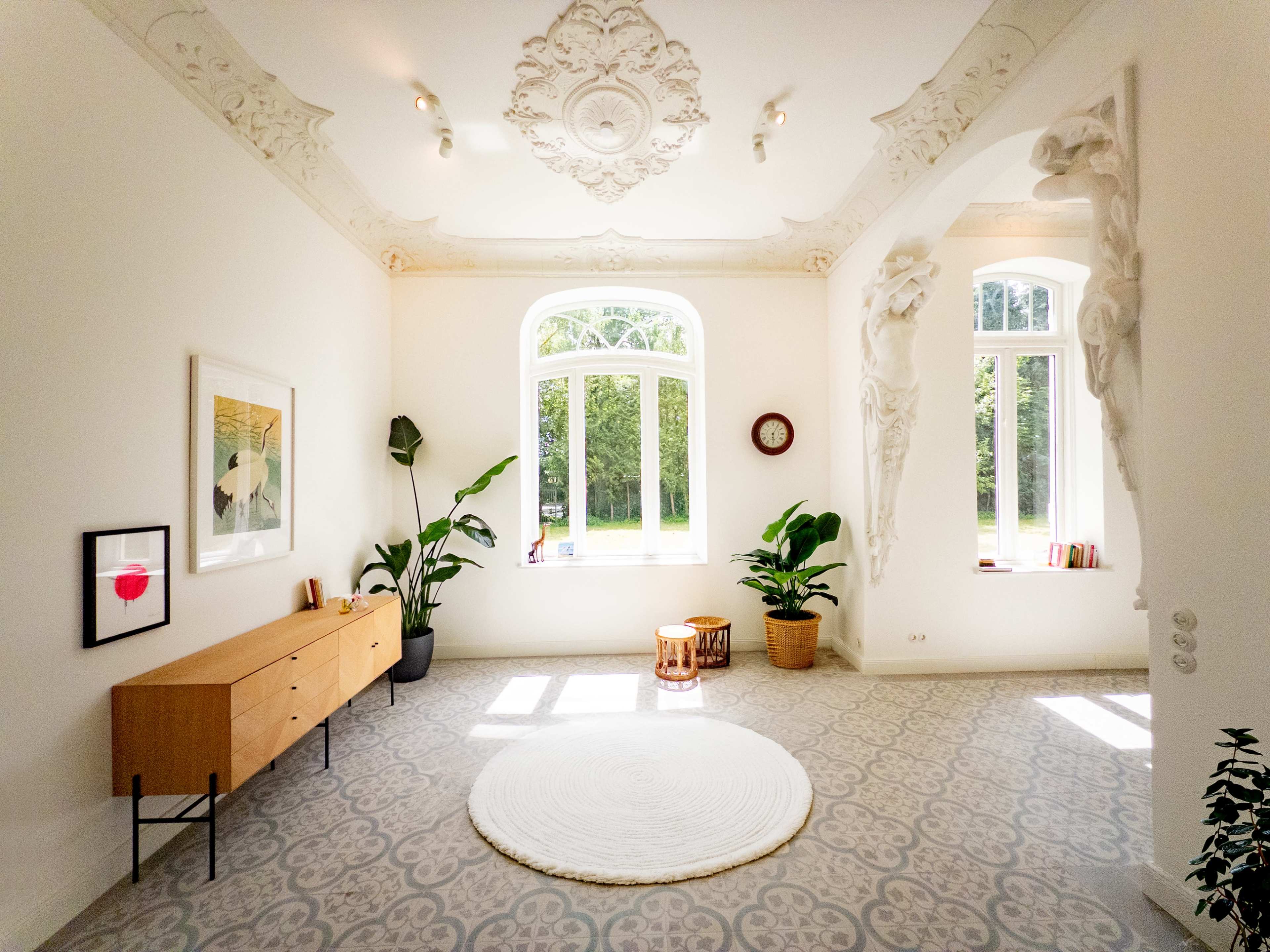 Art Nouveau Villa with a Conservatory in a Small Park Image in , Pinneberg