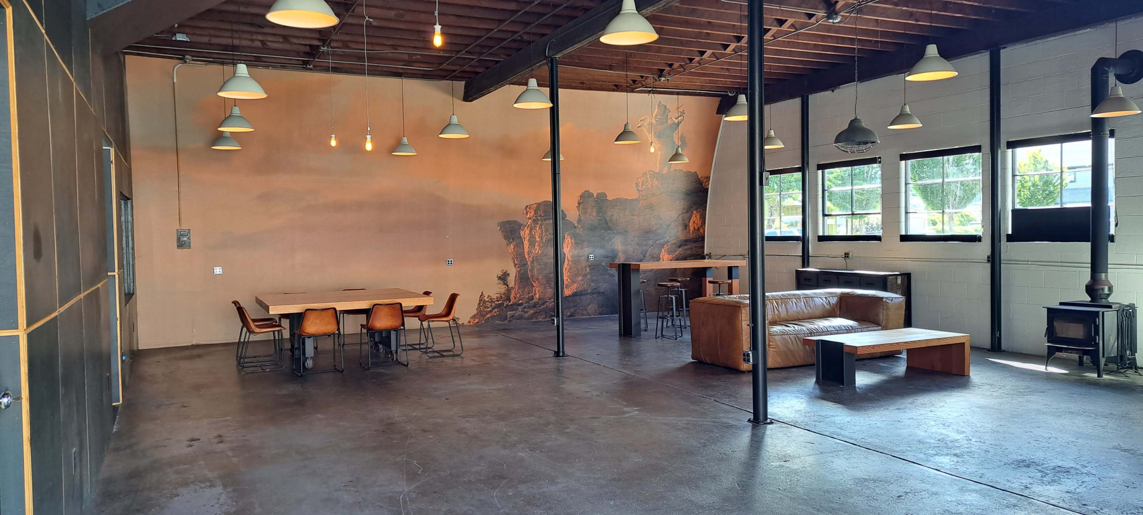 Unique and Creative Industrial Loft Space in Heart of Downtown Newberg Image in Newberg, Newberg, OR