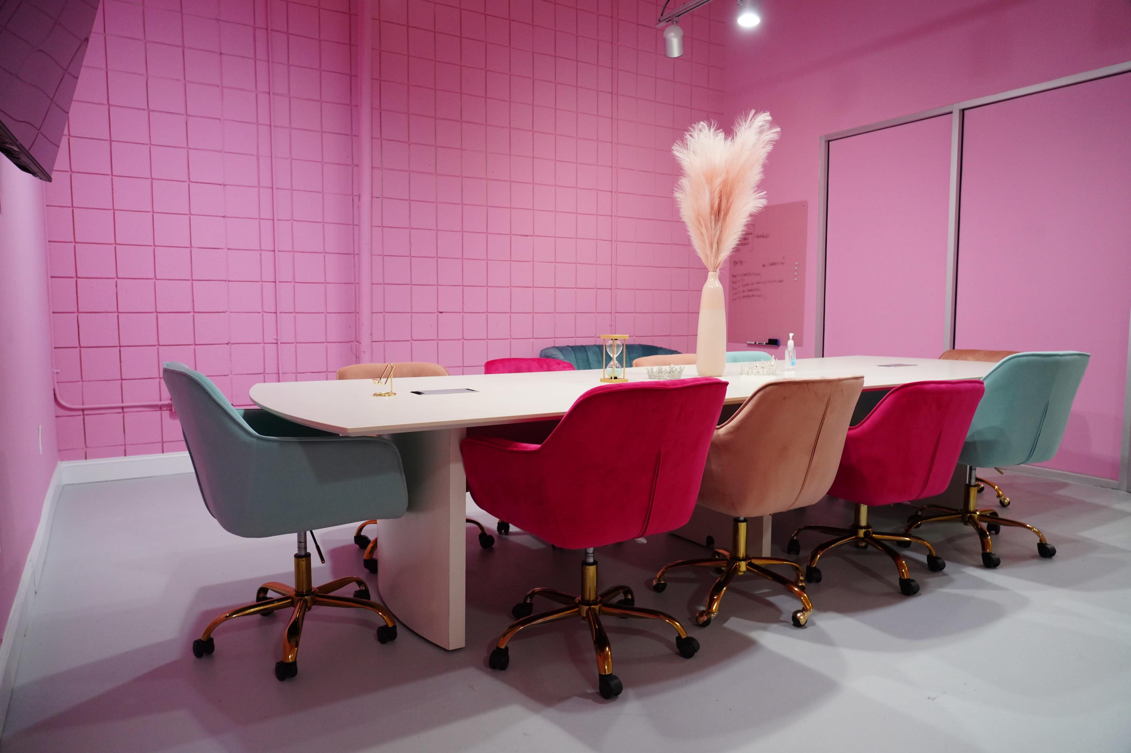 Elegantly Decorated Conference Room Image in Hills Park, Atlanta, GA