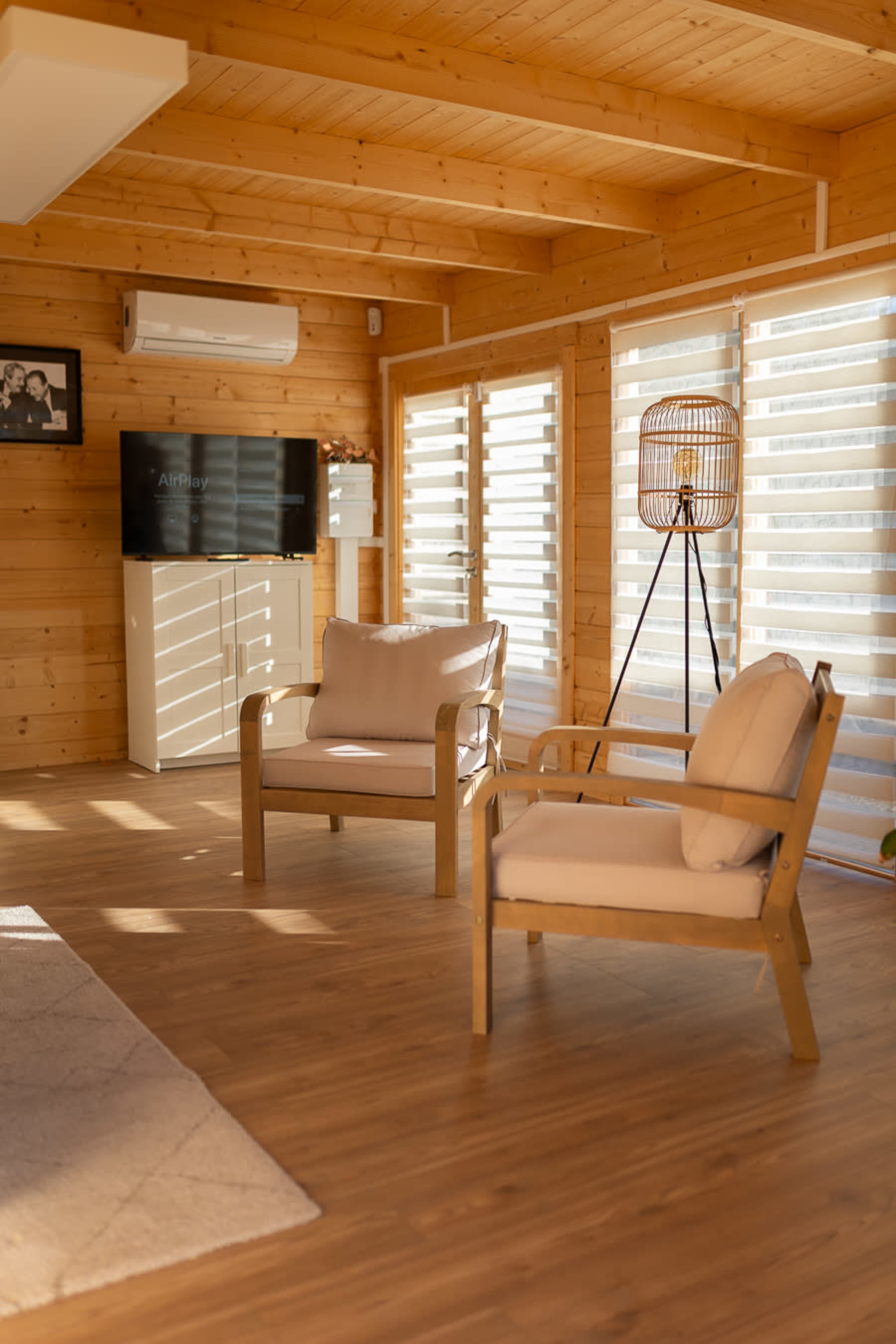 Bureau " chalet  privé " premium dans un cadre calme et verdoyant Image in , LE ROURET