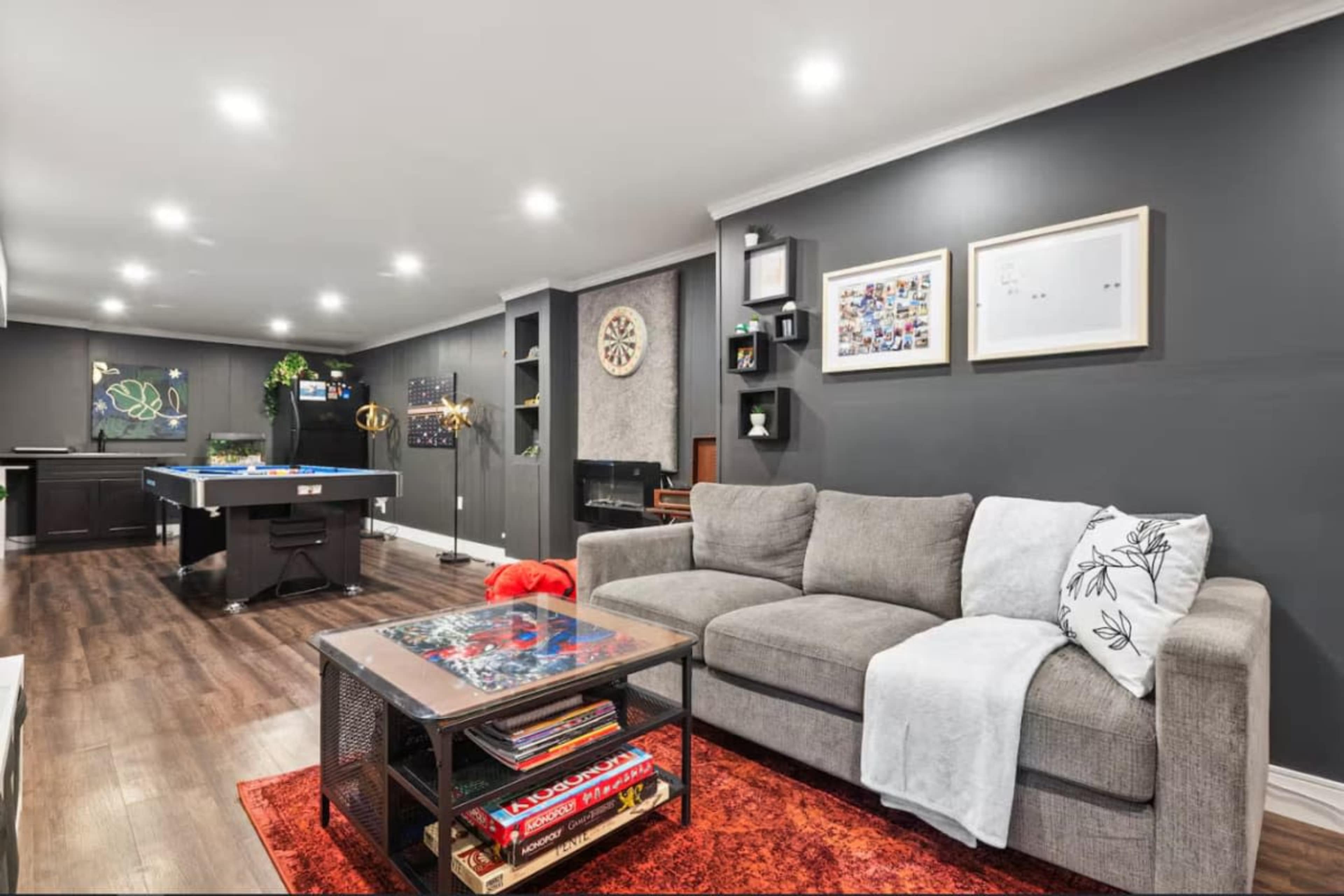 Cozy Calgary Retreat on 1/3 Acre – Stylish, Relaxing, and Full of Character Image in Northwest Calgary, Calgary, AB