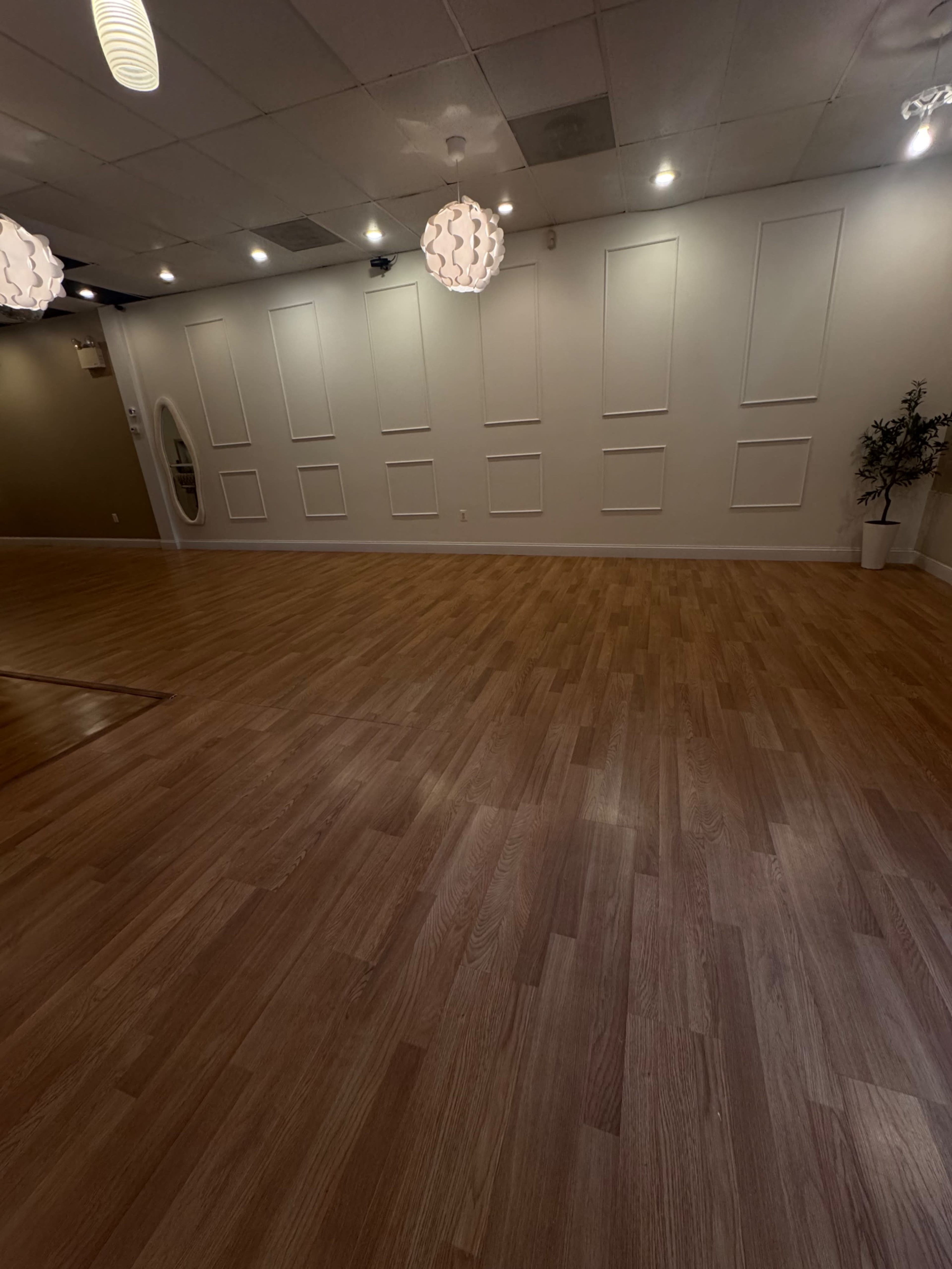 Aesthetically Pleasing Intimate Event Space Image in Atco, Atco, NJ