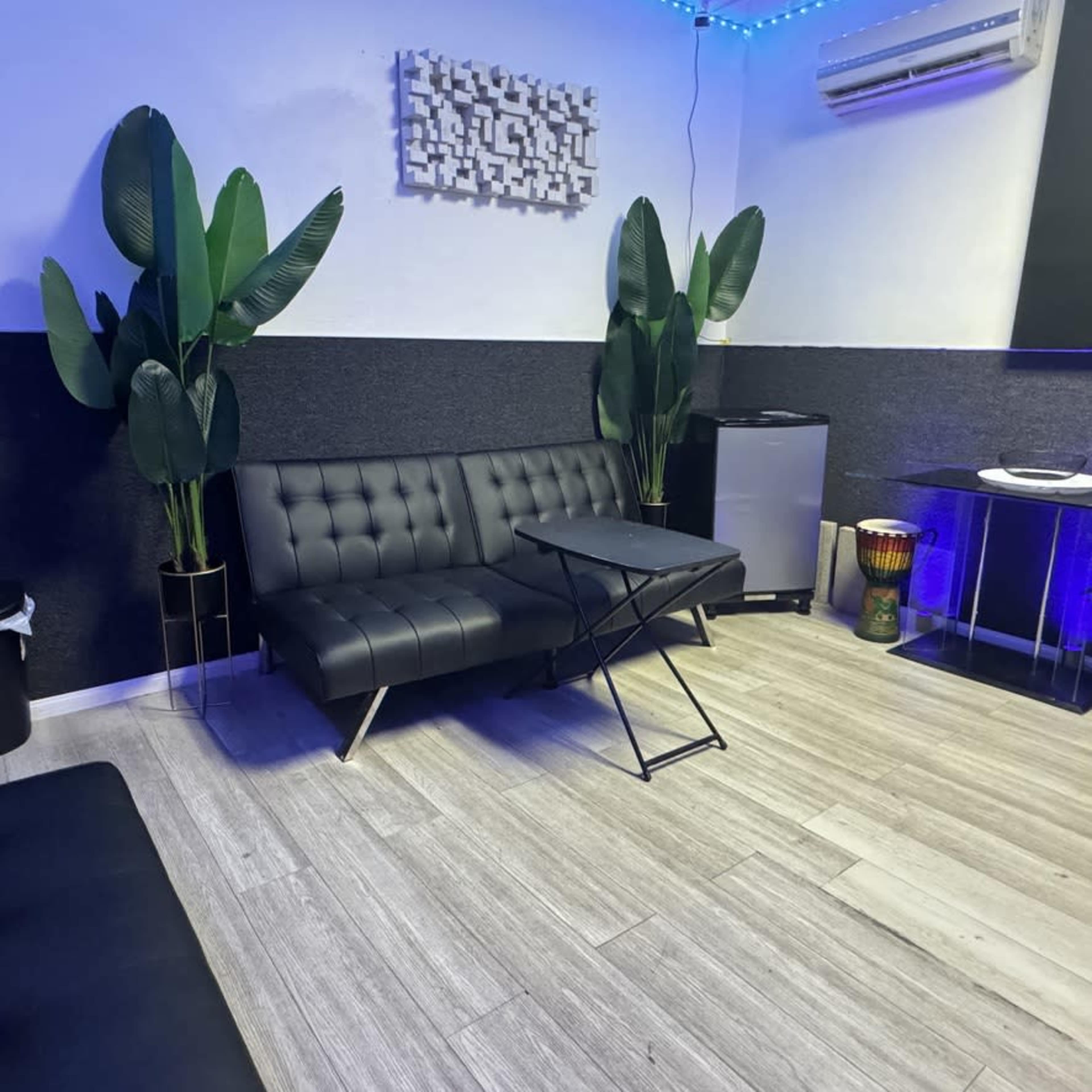 Vibrant Visionary Space: LED Studio Experience | Book 3+ hrs get 2 free. Image in North Hollywood, North Hollywood, CA