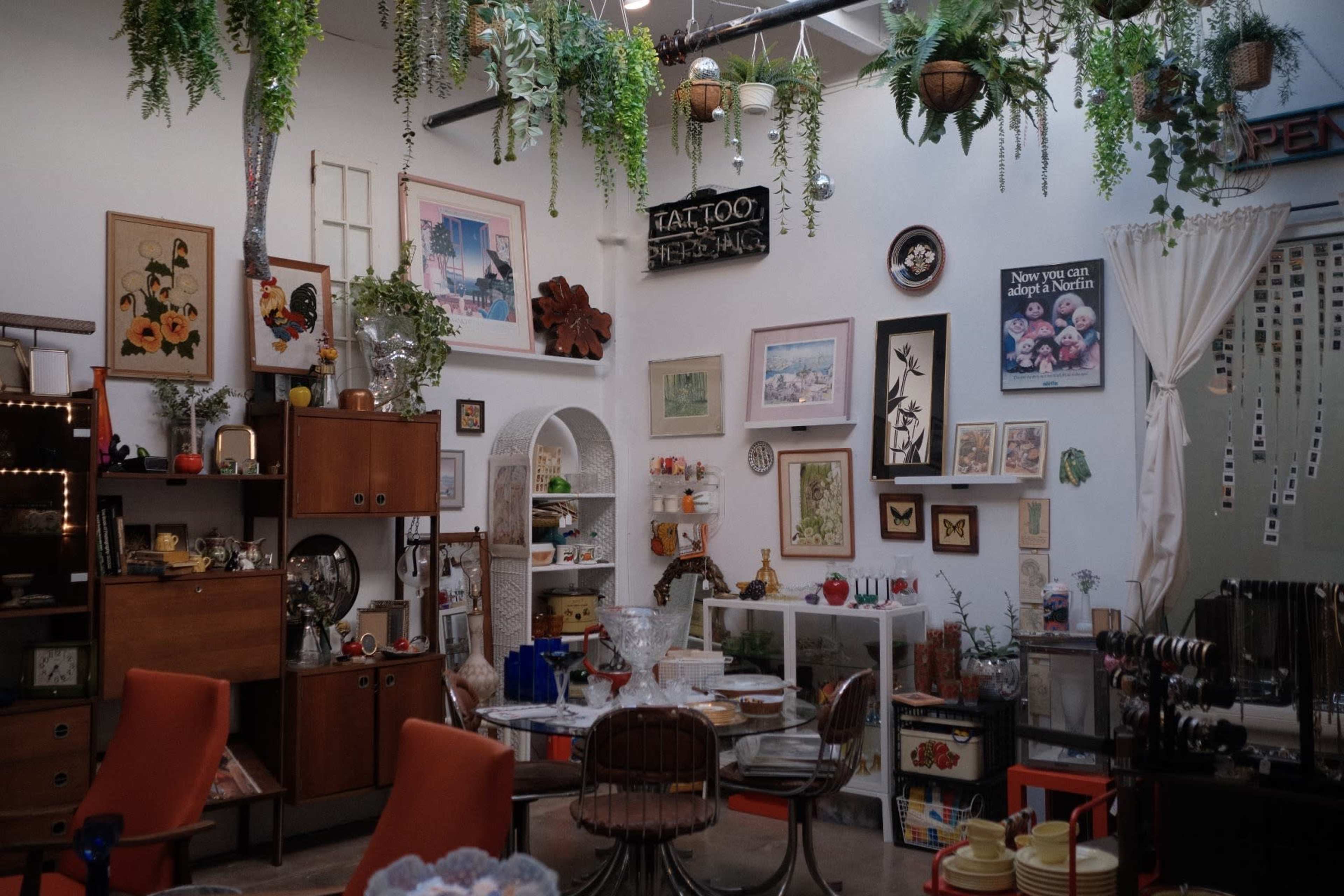Bright Vintage Studio with Skylight and Mid-Century Charm in Queens Image in Long Island City, Long Island City, NY