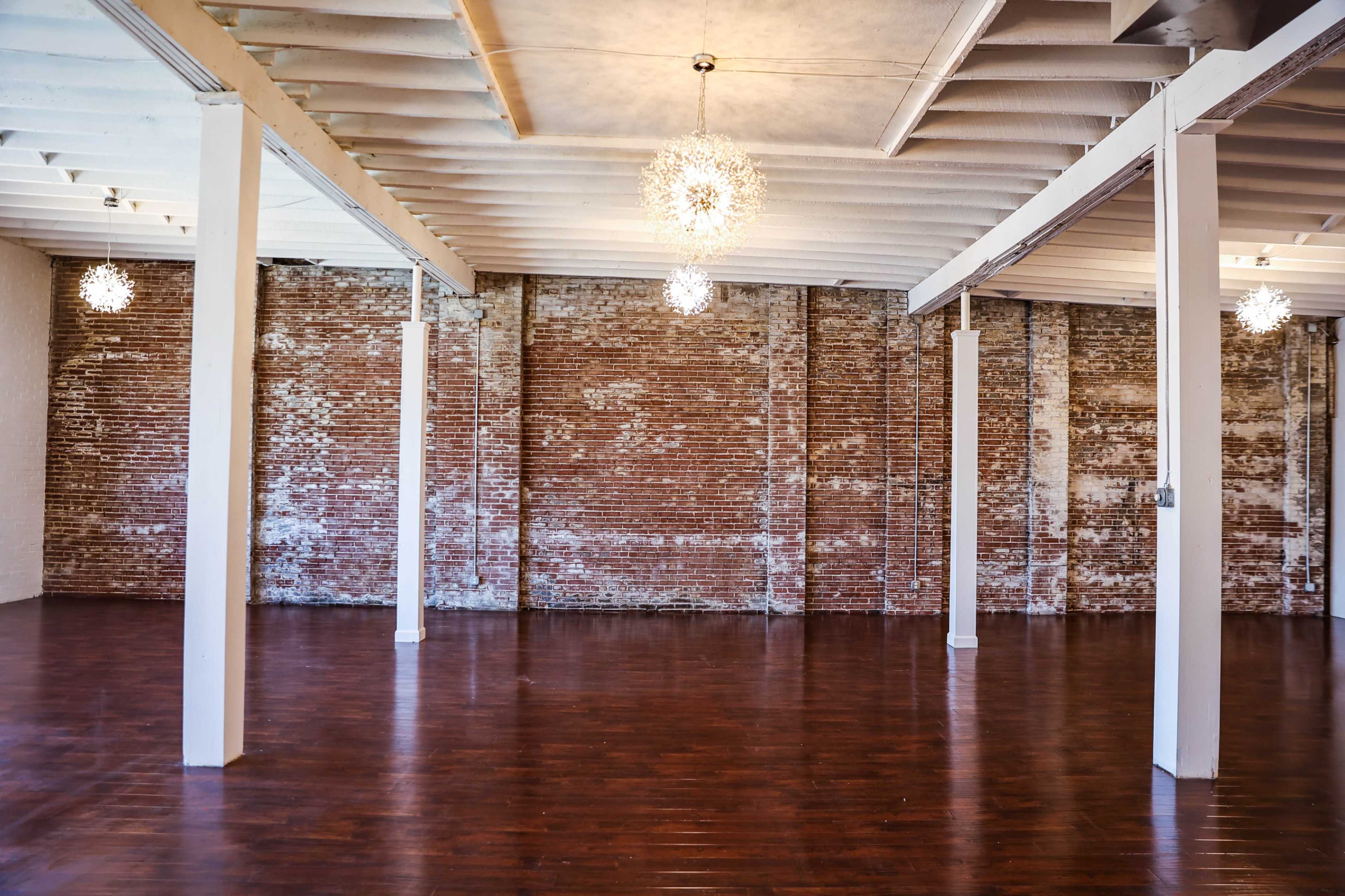 Downtown Loft Style Luxury Venue Image in Downtown West, Saint Louis, MO
