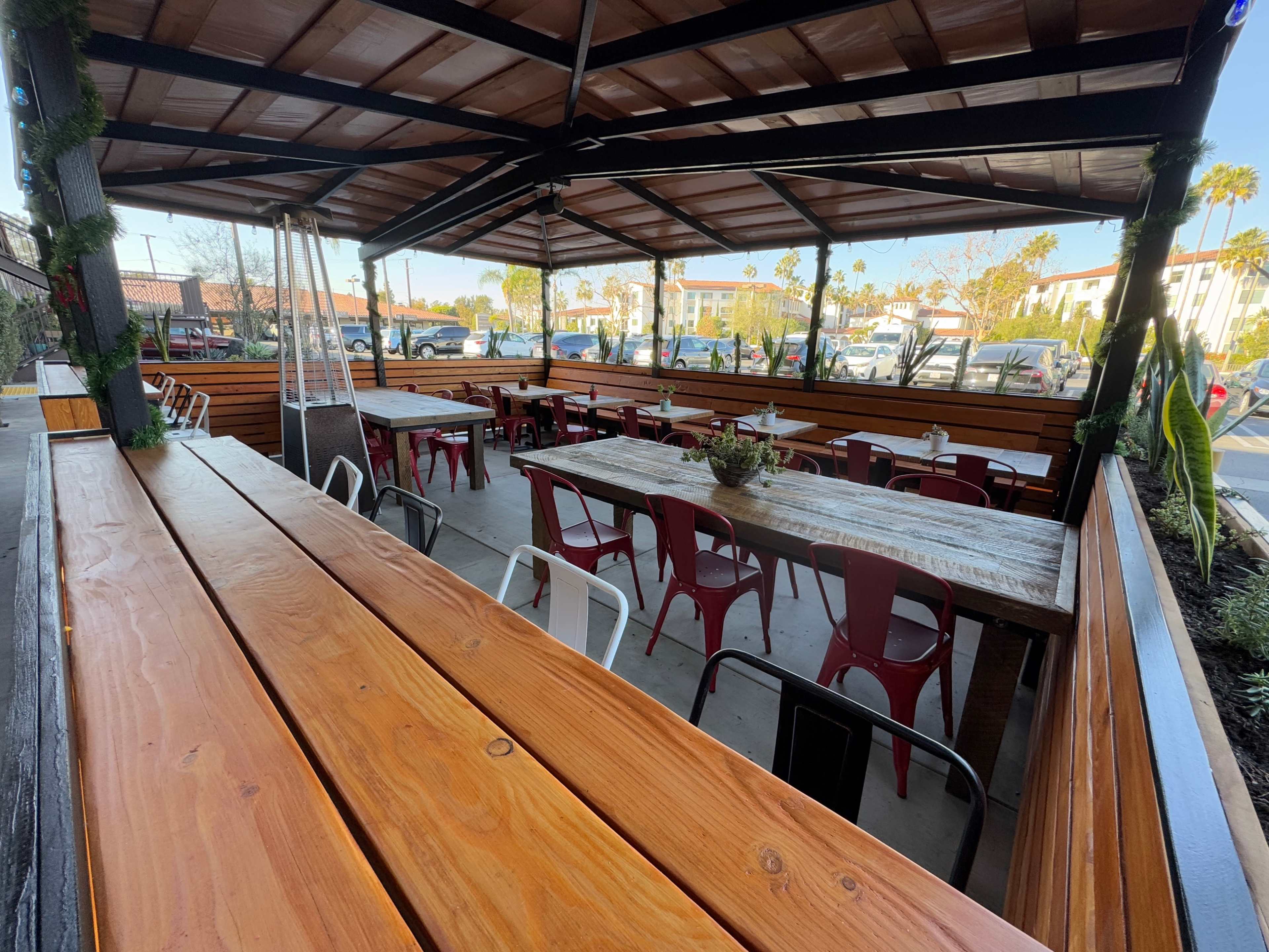 Industrial-Inspired Patio Image in Mesa Verde, Costa Mesa, CA