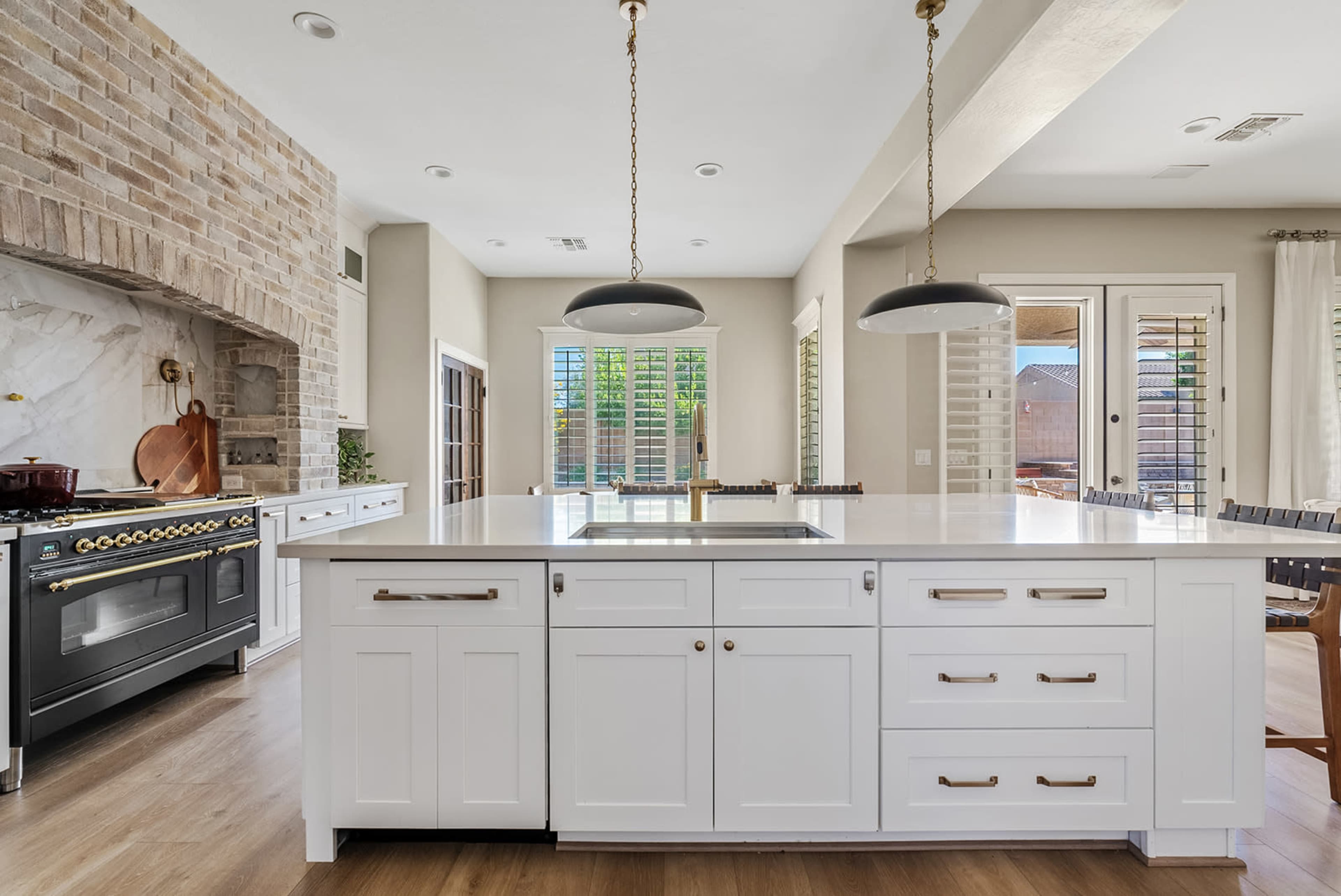Boutique Suburban Event Space, Dynamic Kitchen & Pool Image in Shamrock Estates, Gilbert, AZ