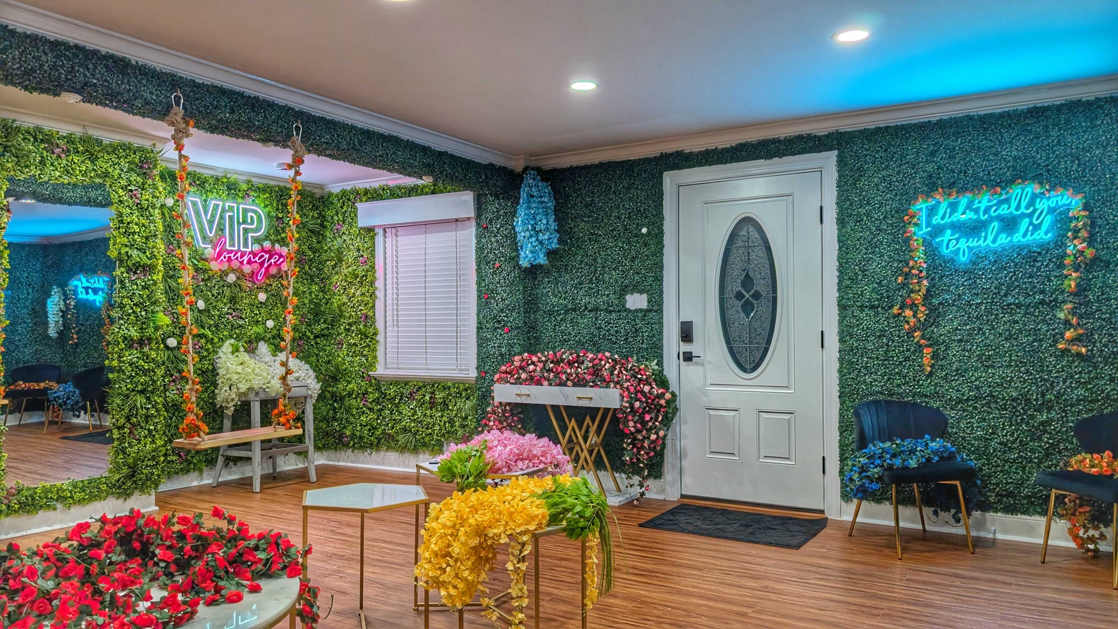 Beautiful Event Space in Alexandria - Blocks to I395 Image in Seminary Hill, Alexandria, VA