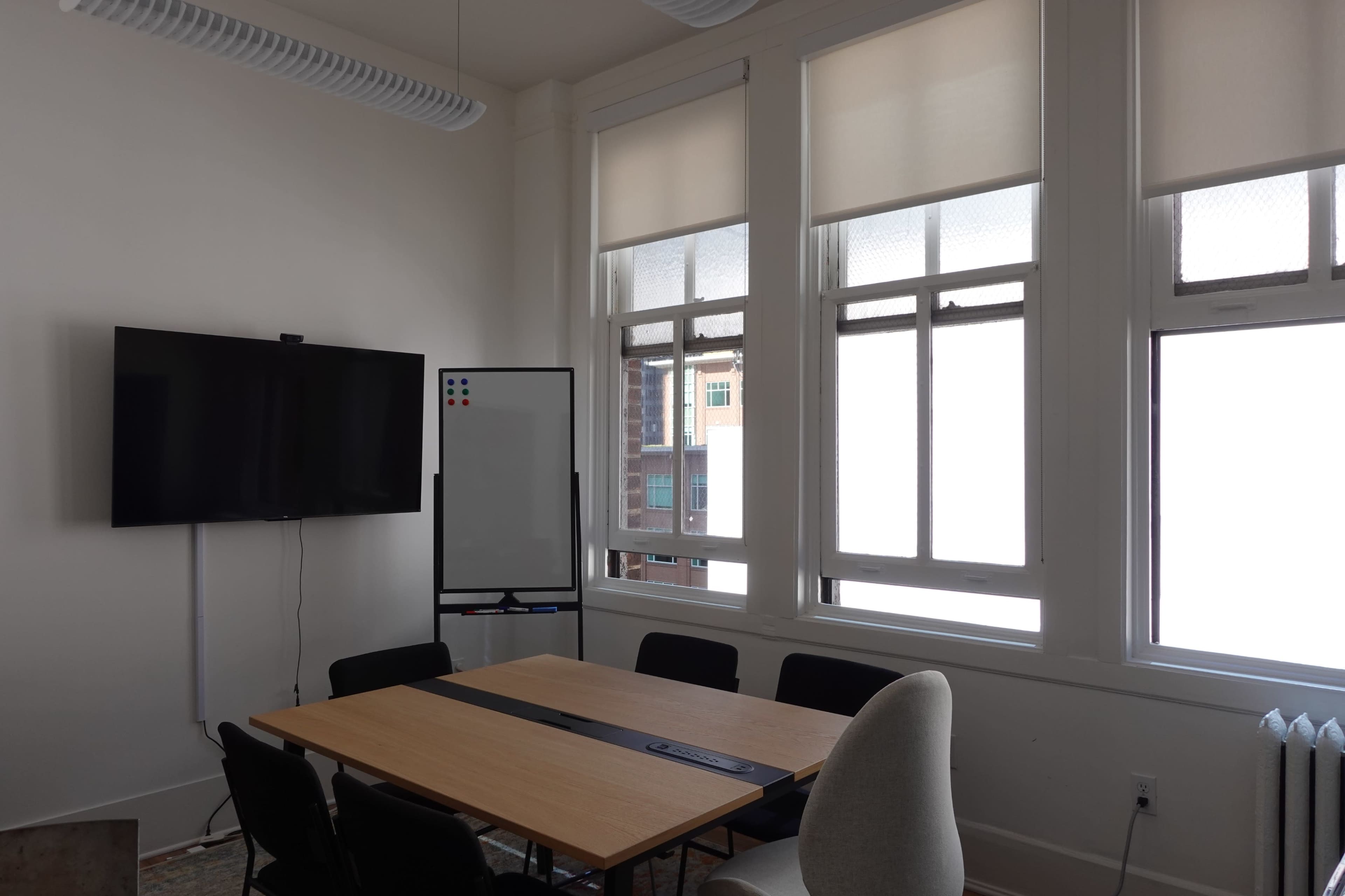 Spacious Office with Natural Light in Downtown SF Image in Financial District, San Francisco, CA