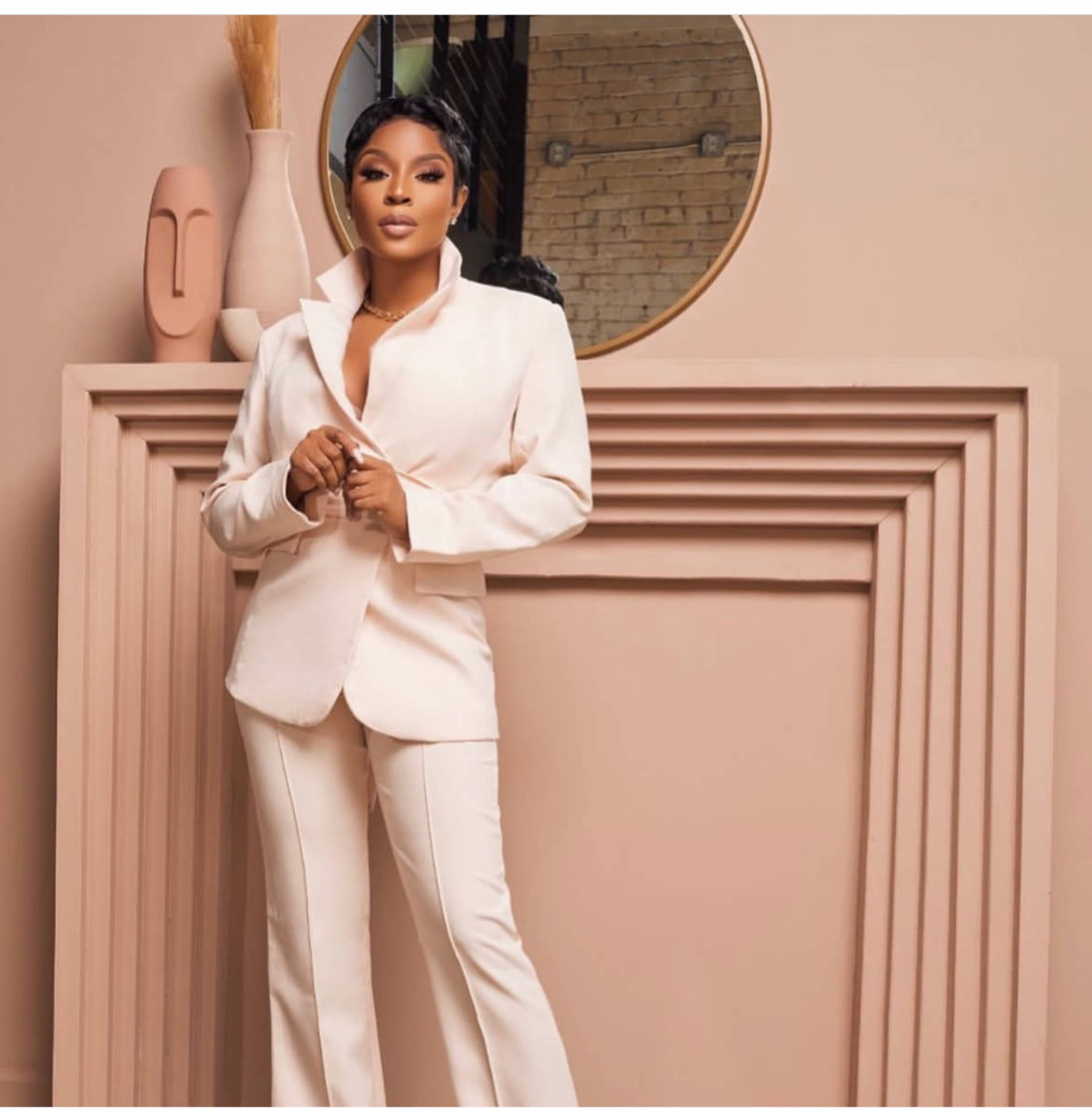 We're Back! Gorgeous Multi Set Studio! Image in Pittsburgh, Atlanta, GA