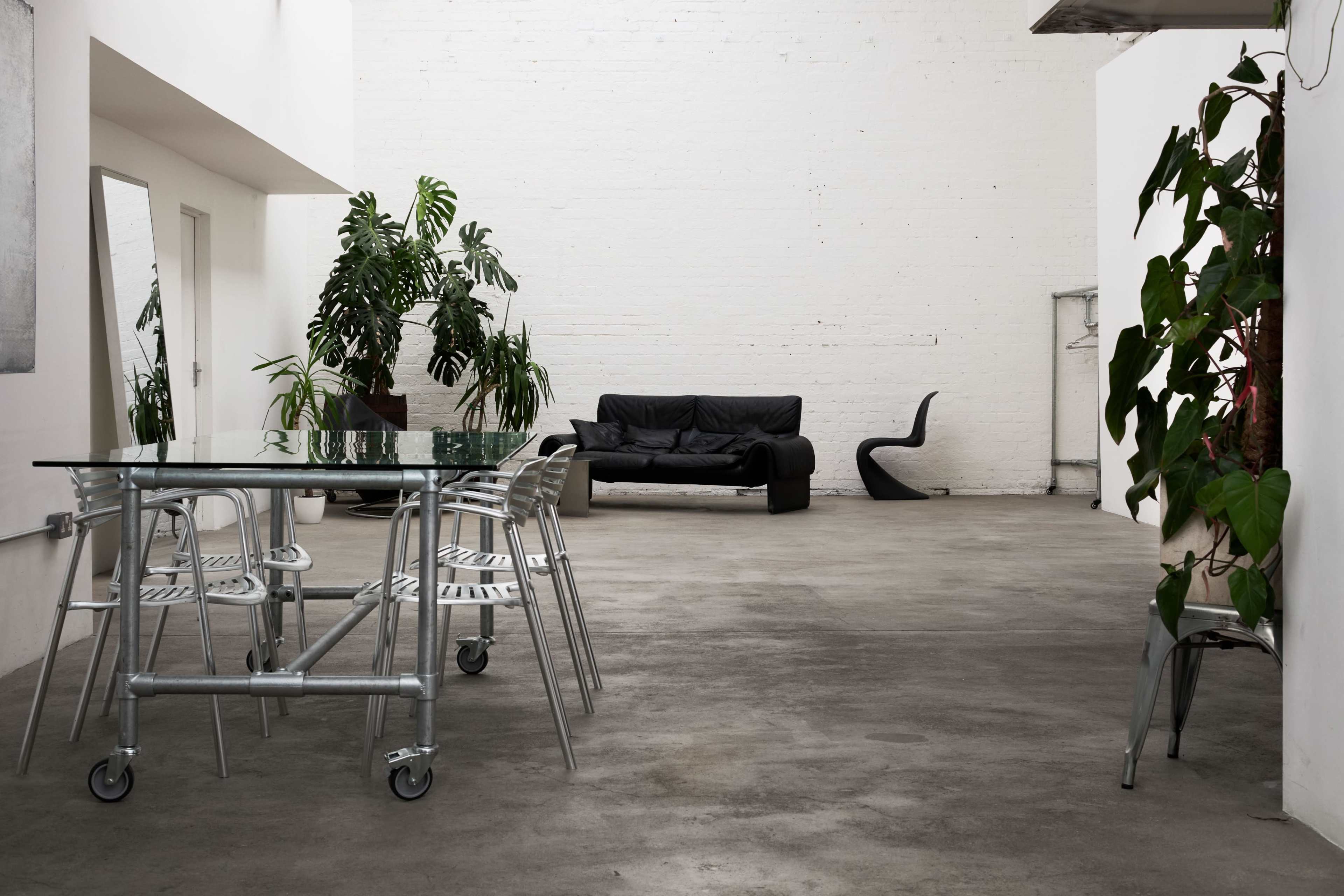 High Ceilings Warehouse Studio in Clapton Image in Clapton, London, ENG