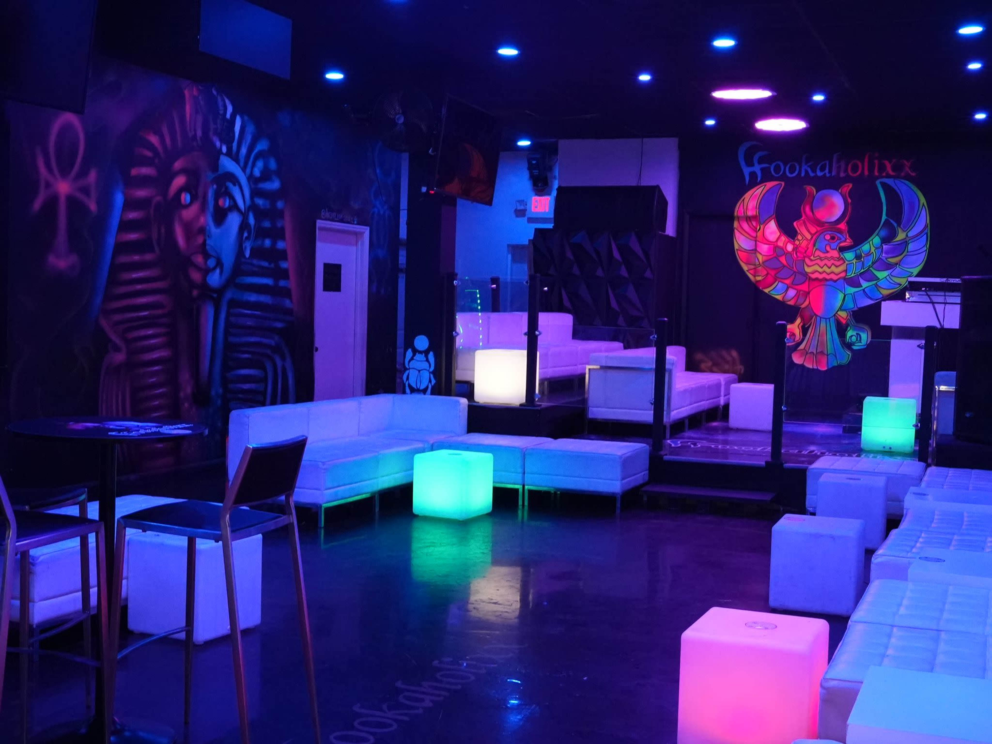 Spacious Event Lounge Image in West Park, Miramar, FL