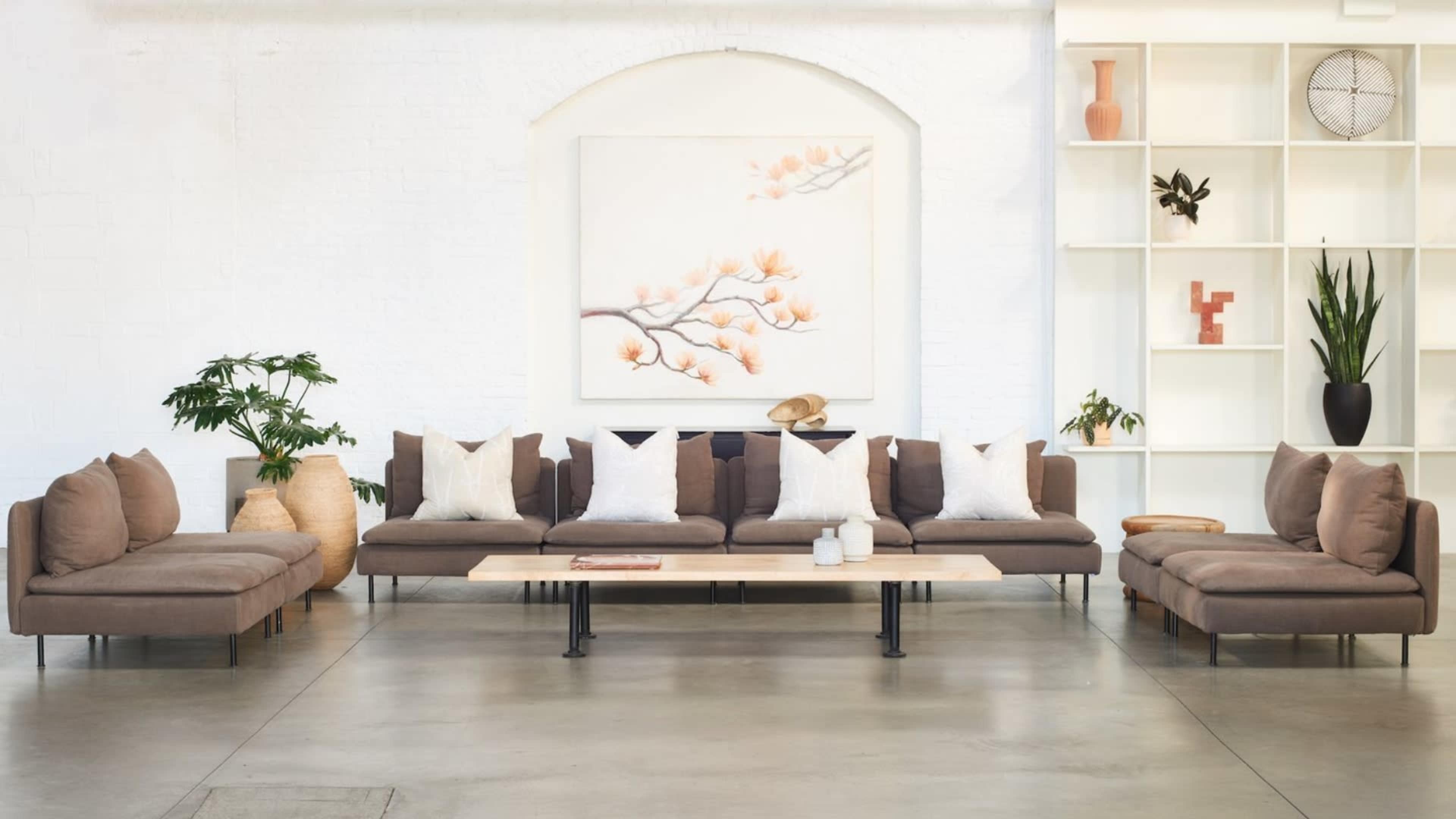 Rustic warehouse Image in Red Hook, Brooklyn, NY