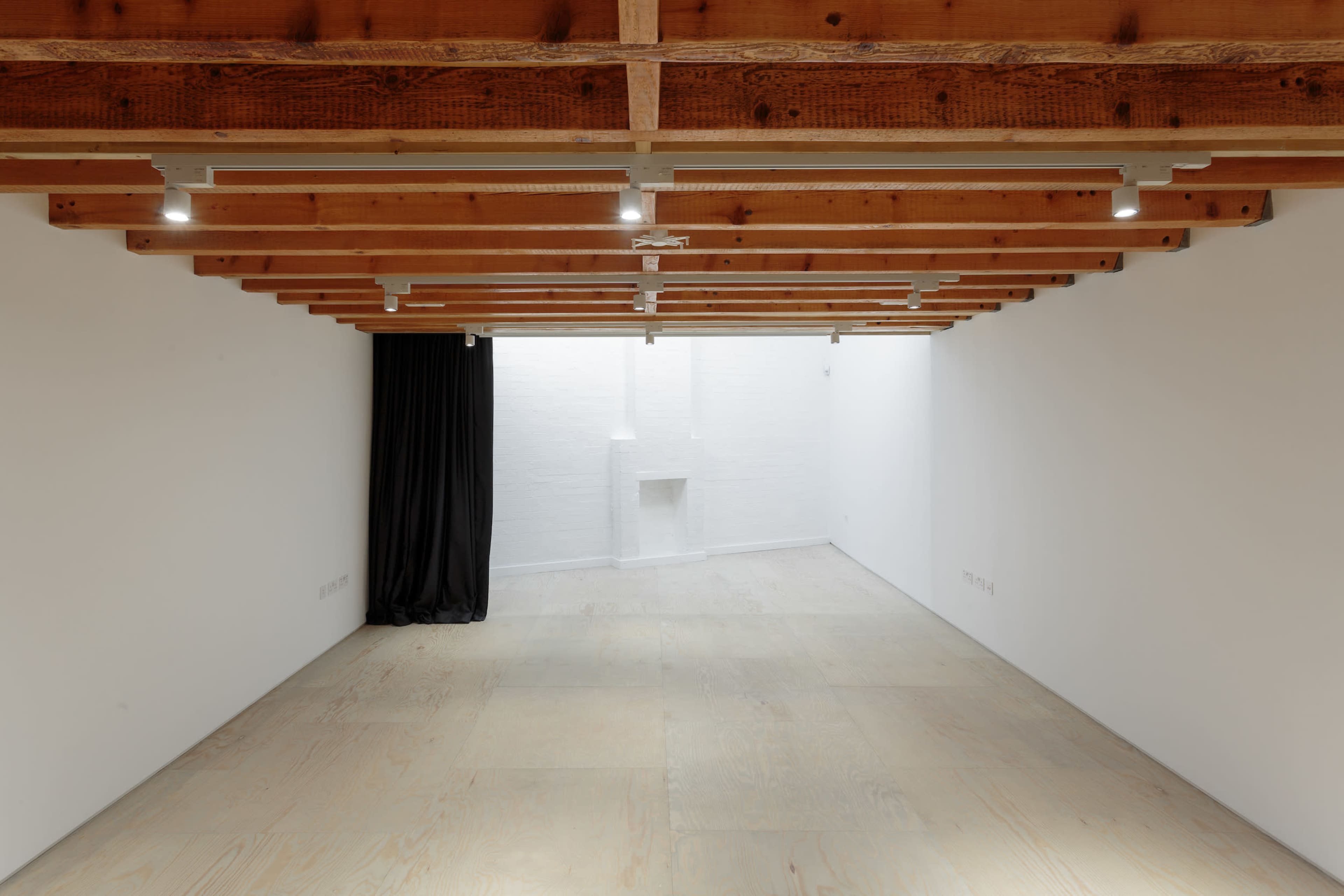 Large, Bright Production Space Image in Holborn, London, ENG