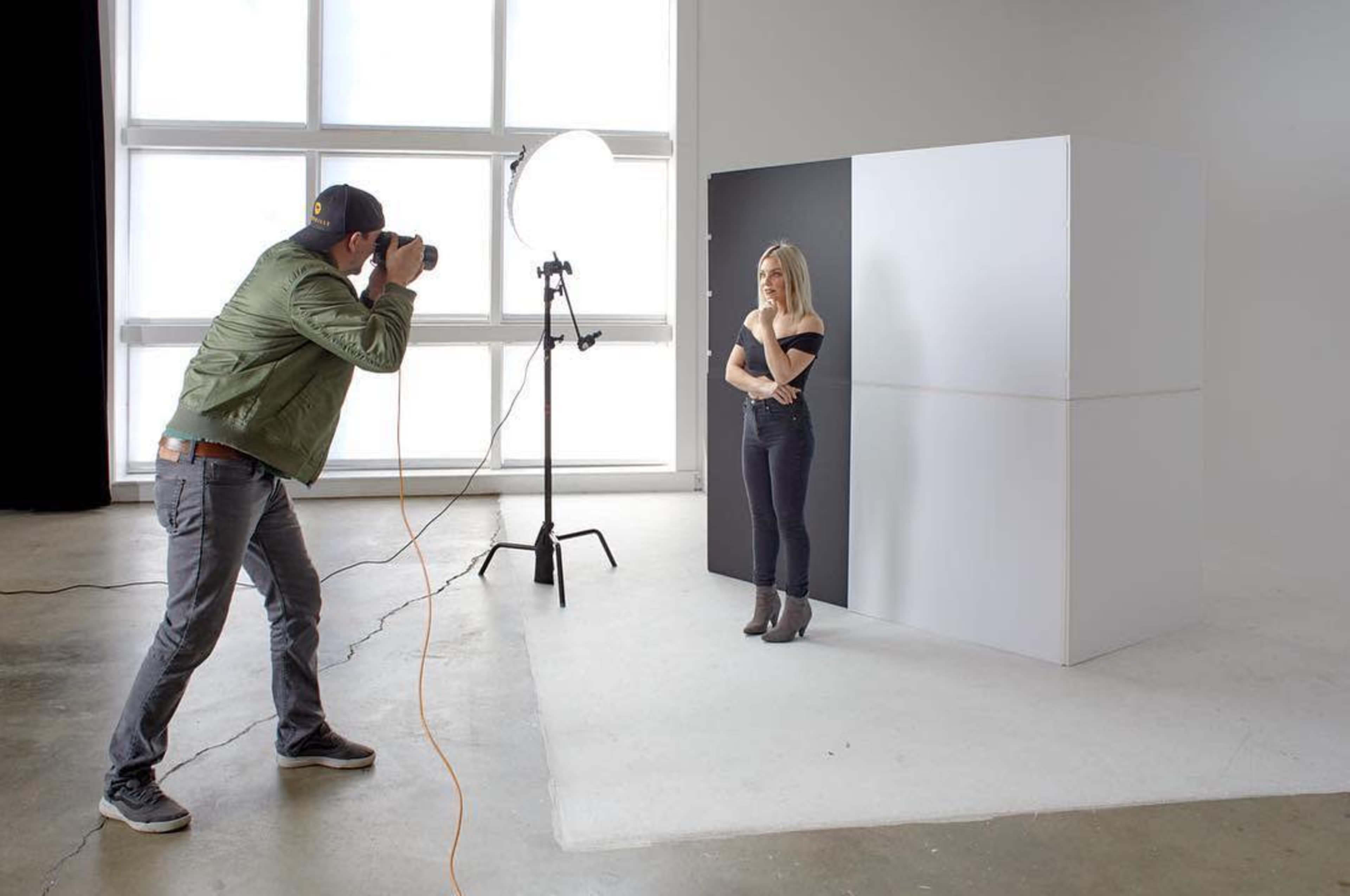 Large natural light Photo / Video studio with blackout options. White cyc wall area in Studio A & B. Located near historic Franklin Tennessee with shopping, restaurants / bars.  Back lot studio. Image in Franklin, Franklin, TN