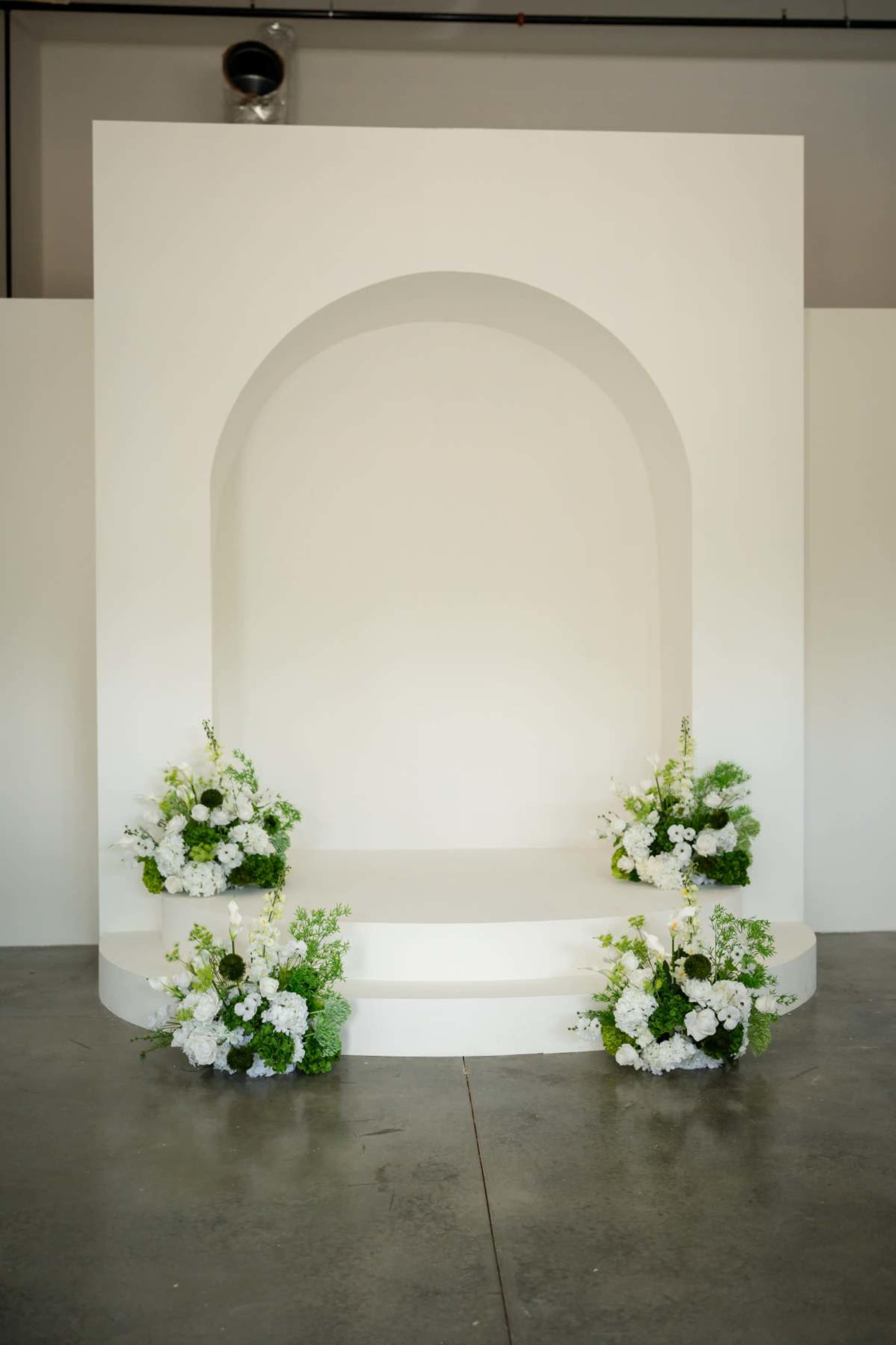 Editorial Natural Light Event Venue & Photo Studio with High Ceilings & Arches Image in , Alpharetta, GA