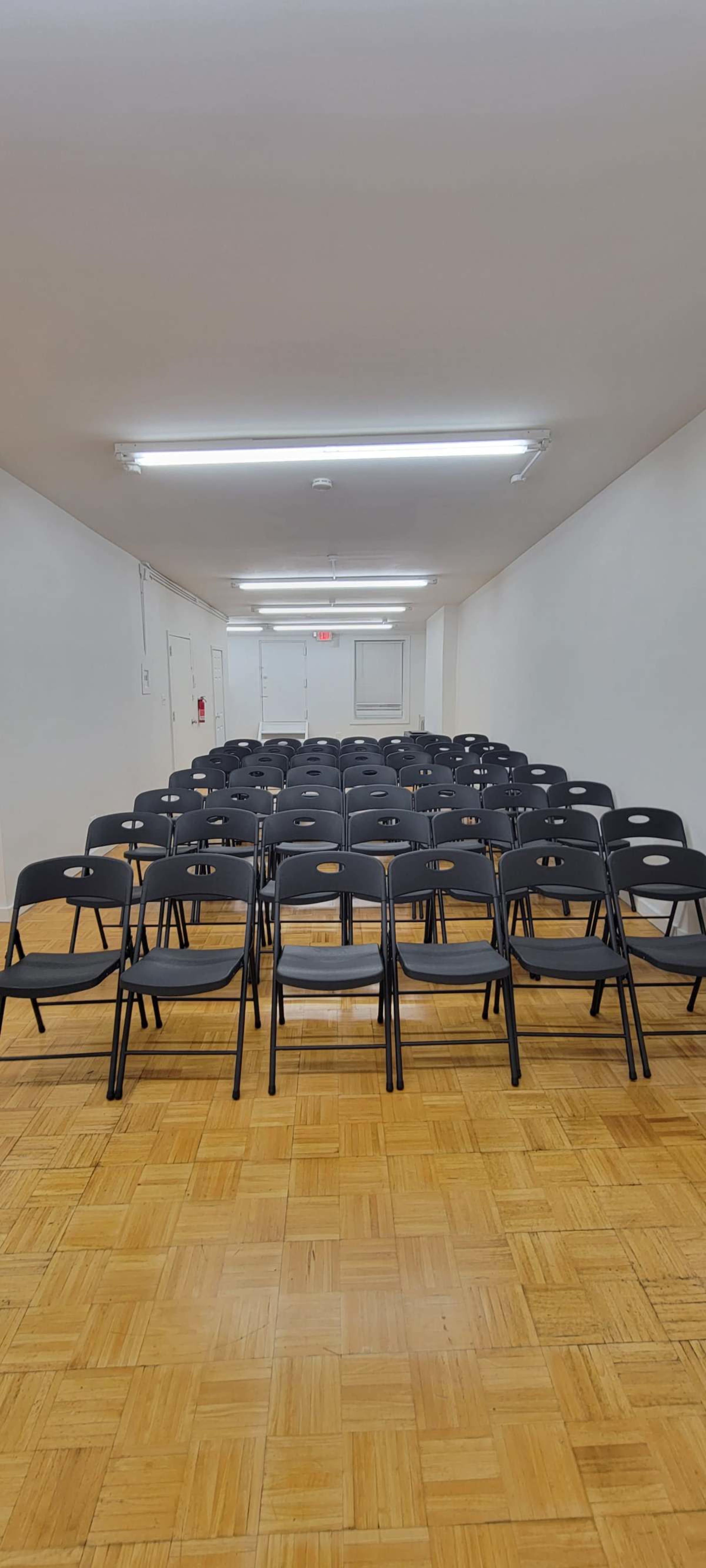 Lecture Space in the Middle of Manhattan Image in Midtown Manhattan, Manhattan, NY