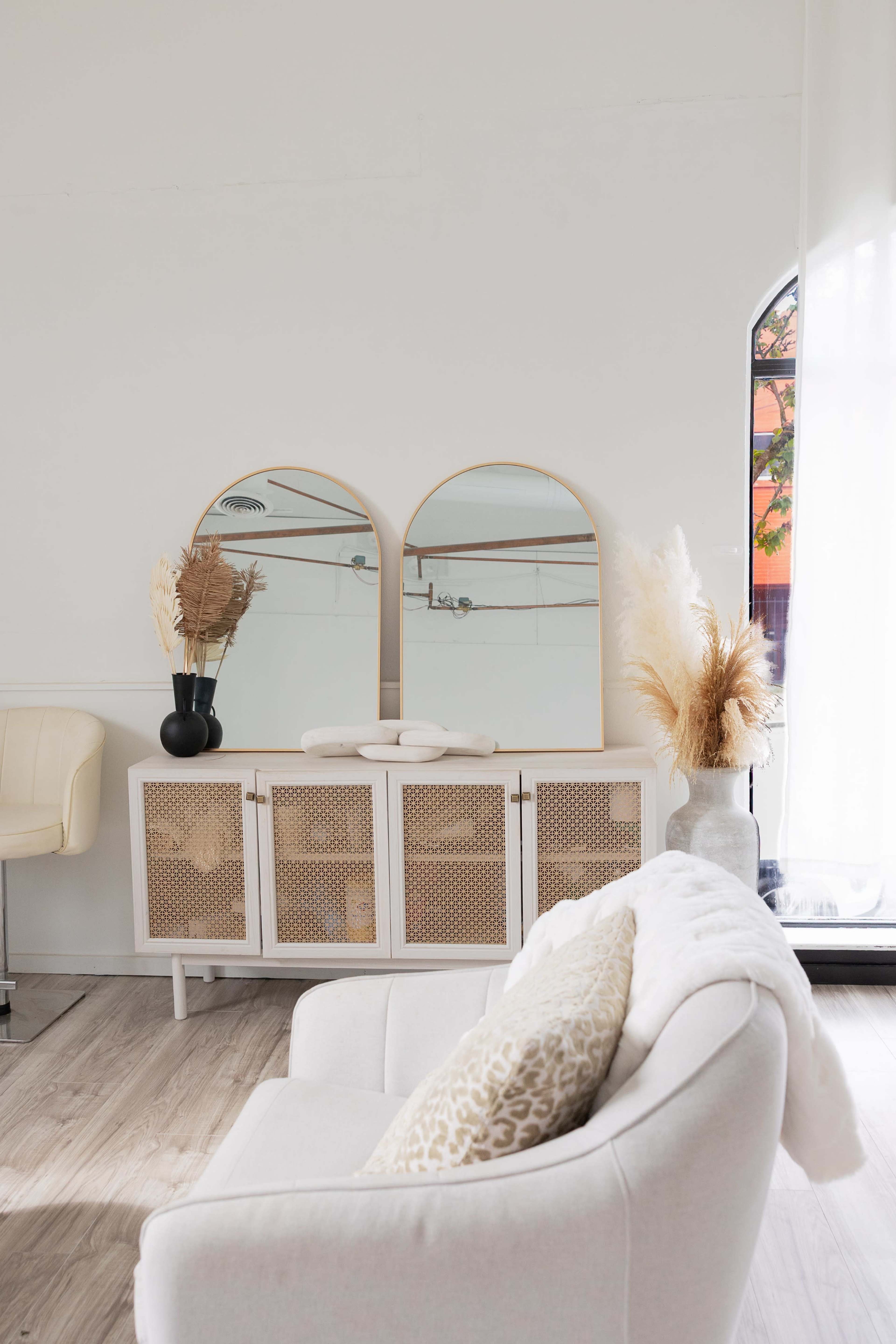 Greenlake Studio Modern Light and Bright Image in Green Lake, Seattle, WA